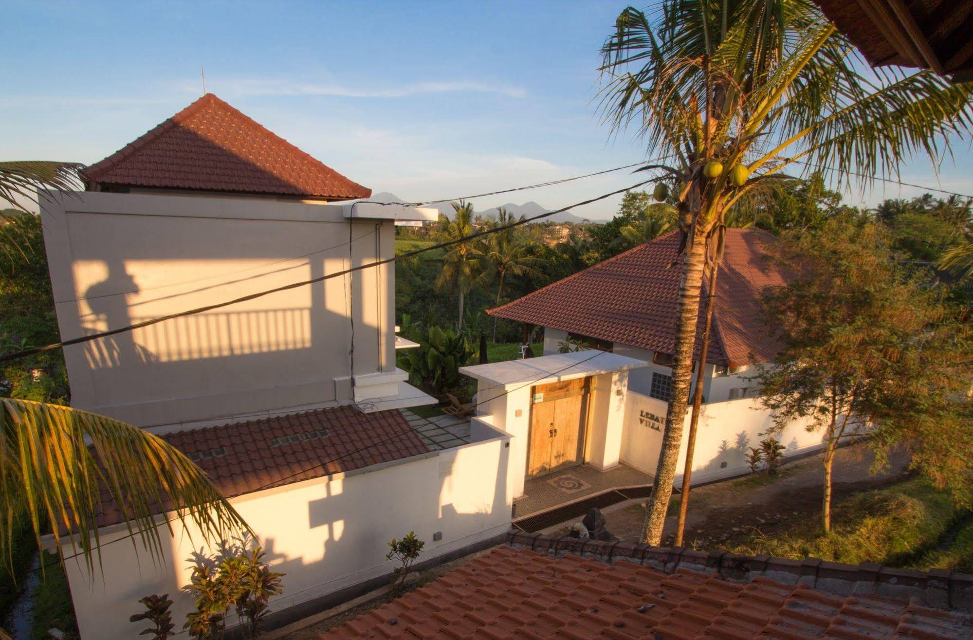 Lebah Villas