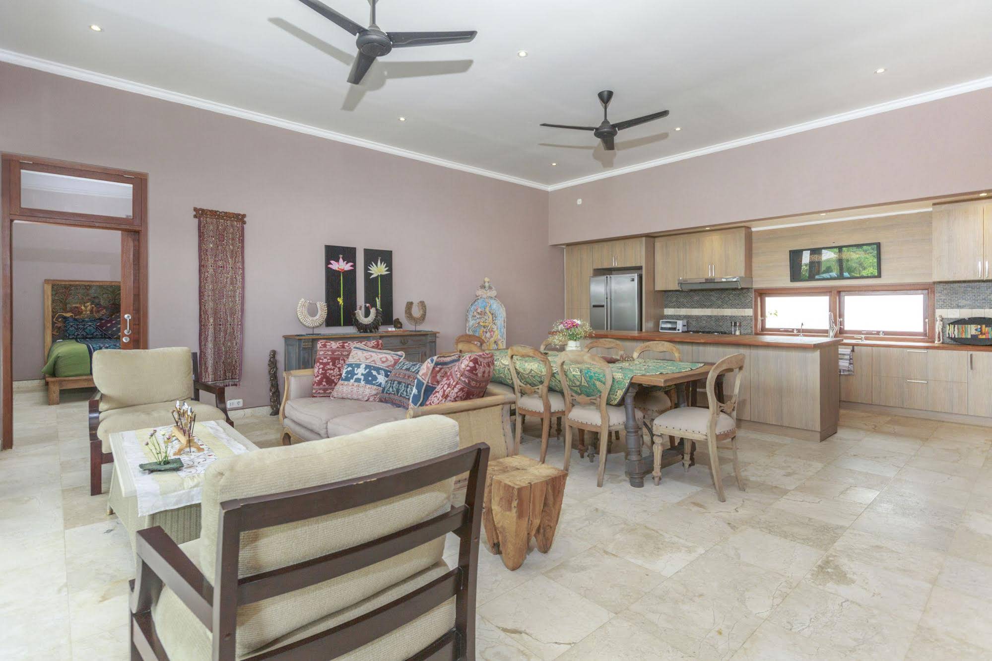 Lebah Villas