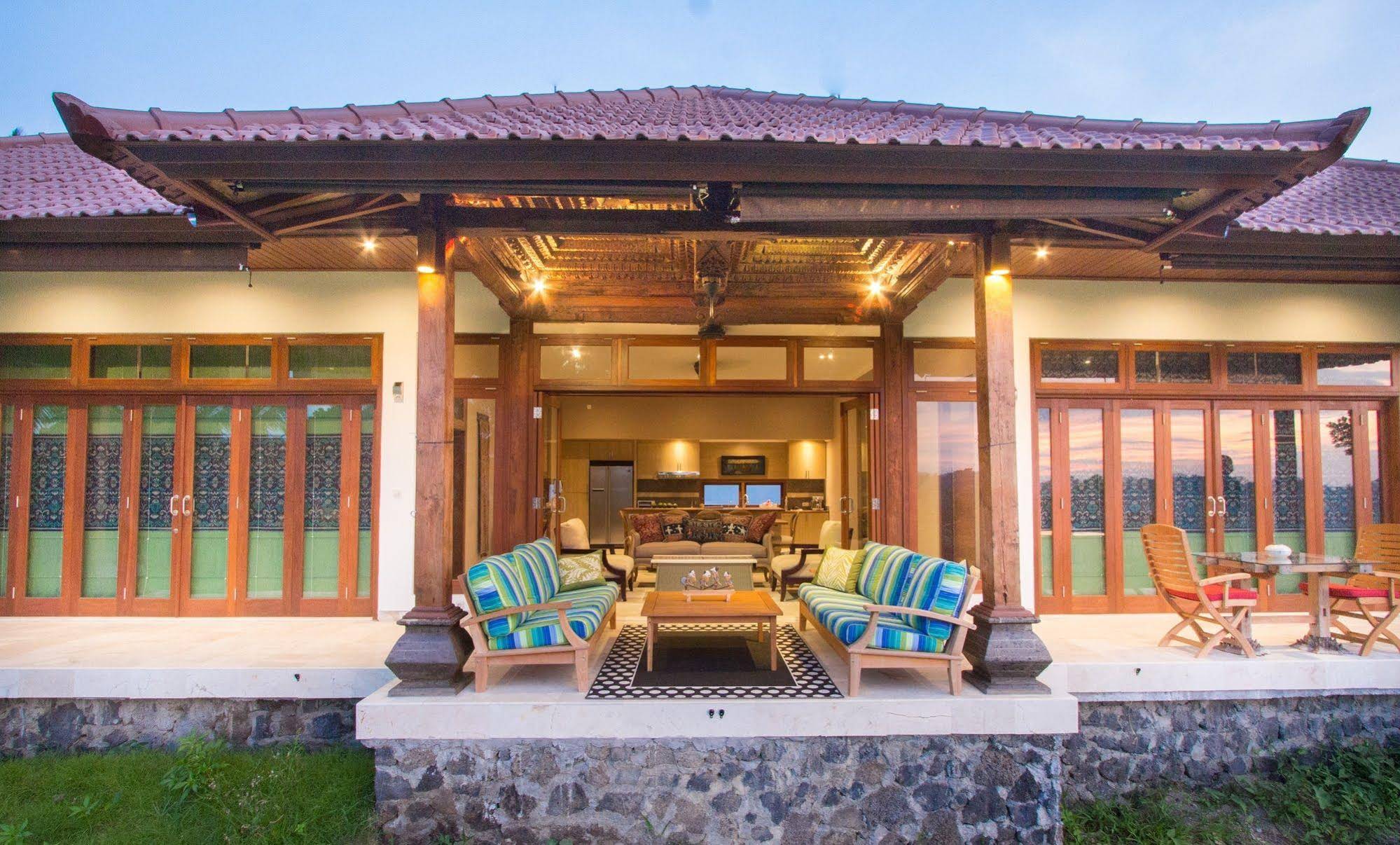 Lebah Villas