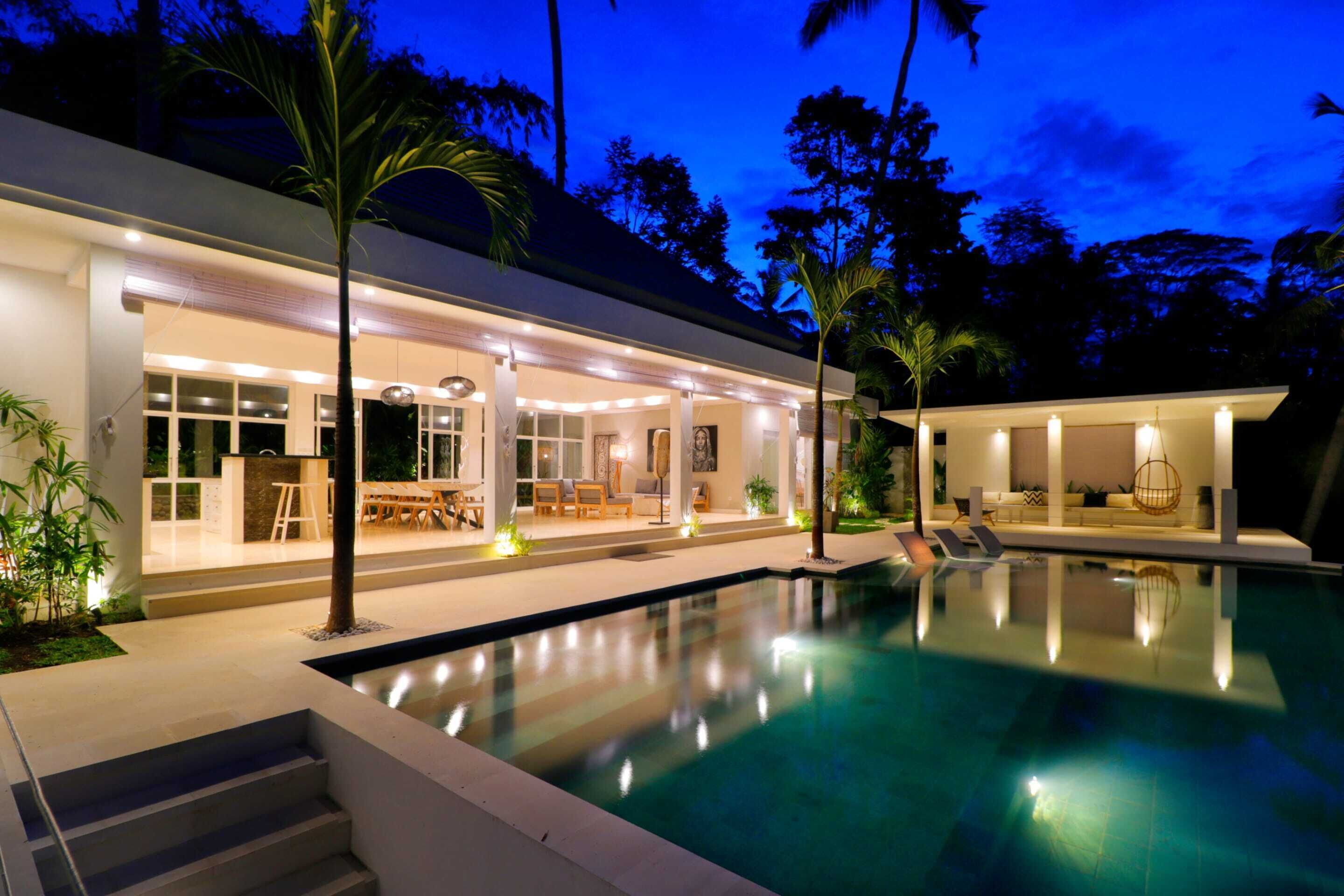 Limitless Jungle Villas Complex 5 BR Ubud w/Staff