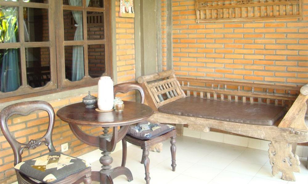 Loka House