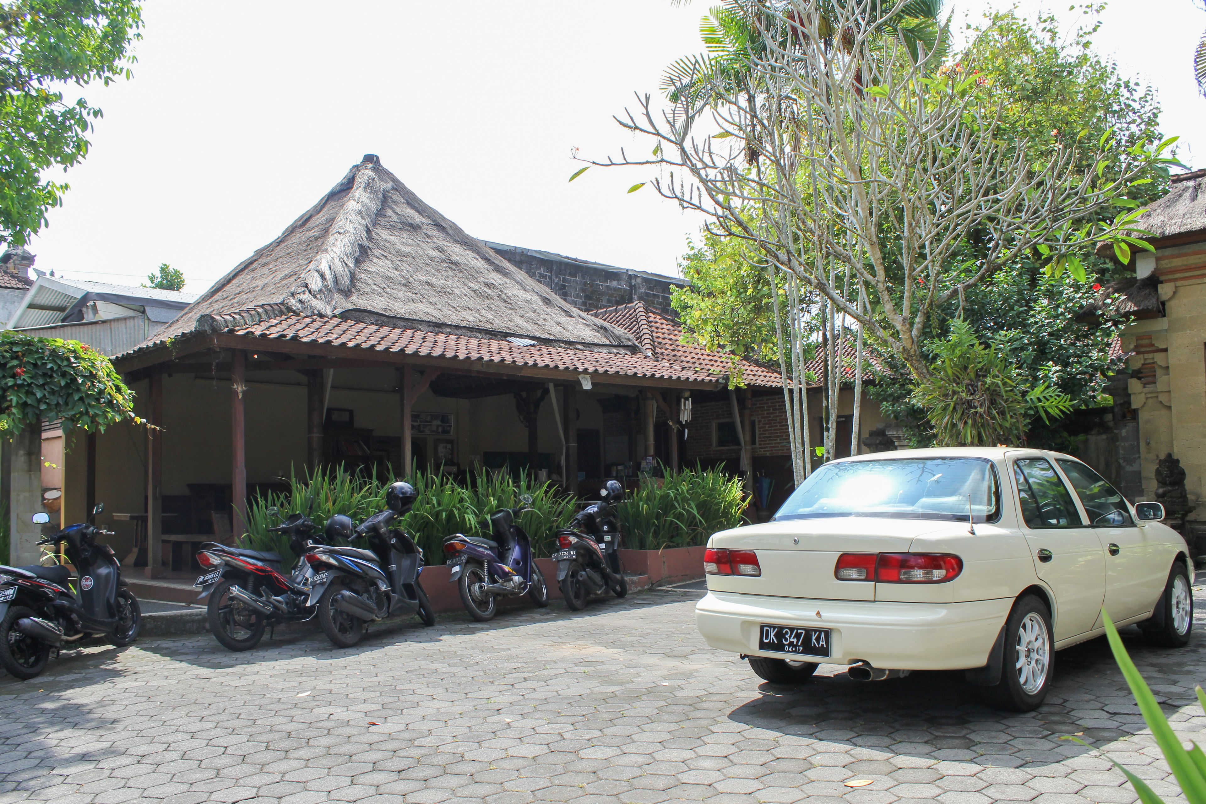 Lokasari Bungalows Spa & Gallery by Airy Rooms