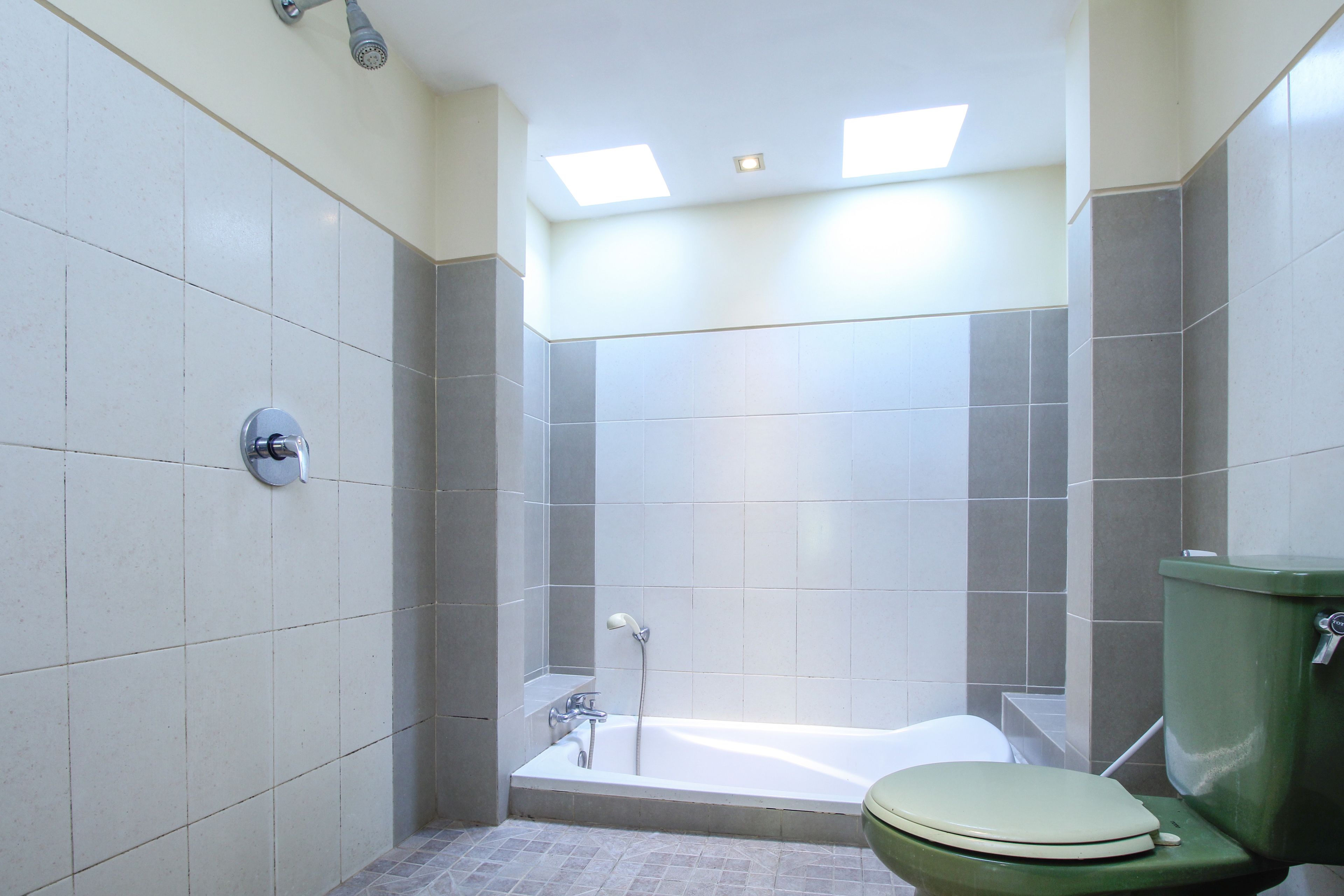 Lokasari Bungalows Spa & Gallery by Airy Rooms