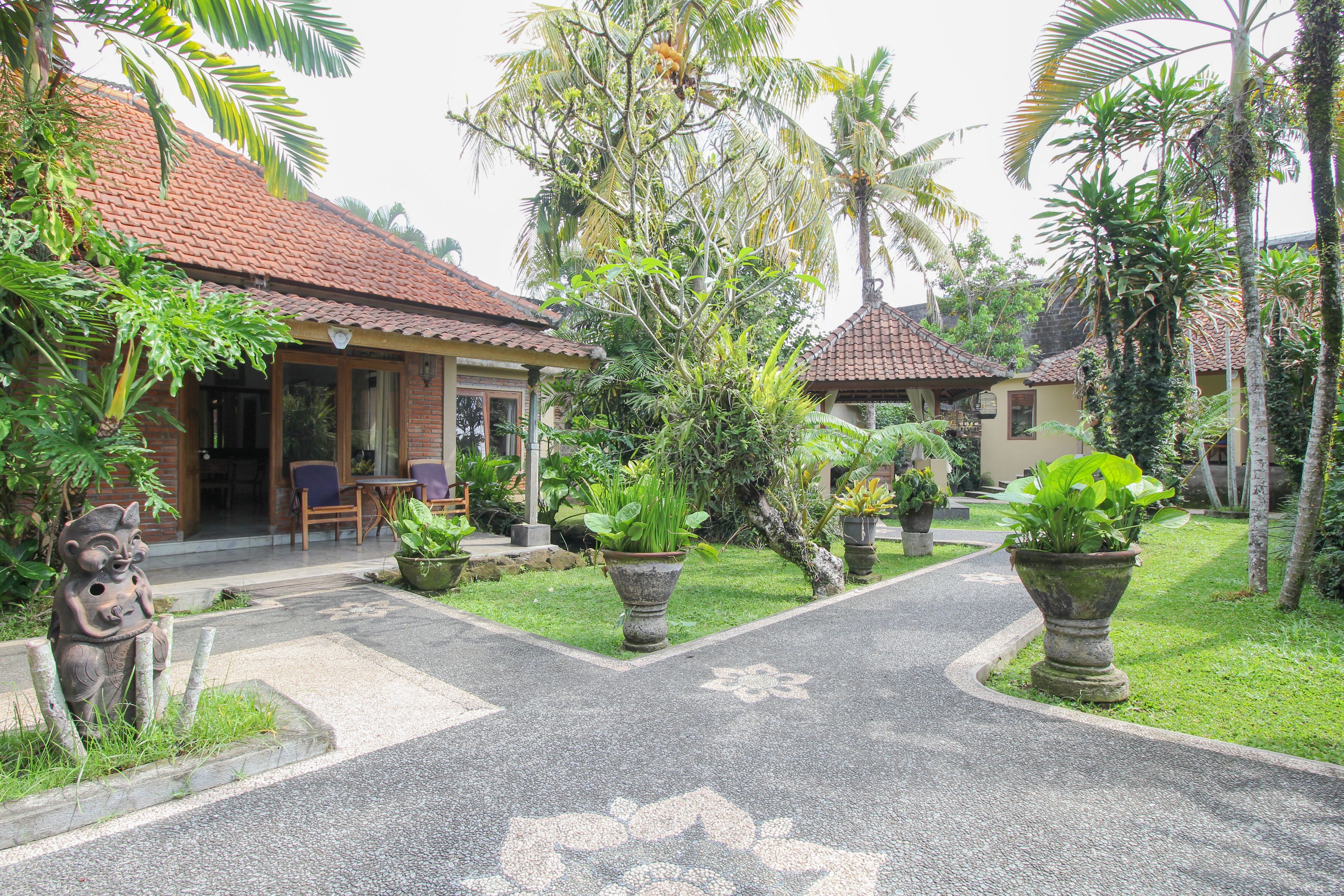 Lokasari Bungalows Spa & Gallery by Airy Rooms