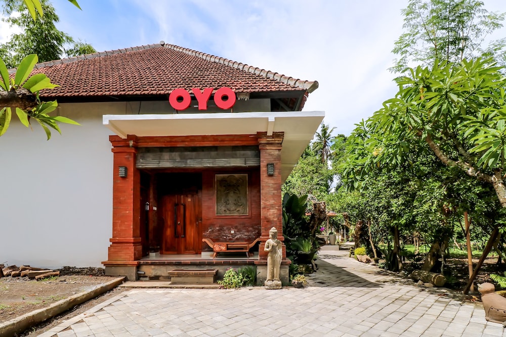Men Bebas Residence by OYO Rooms