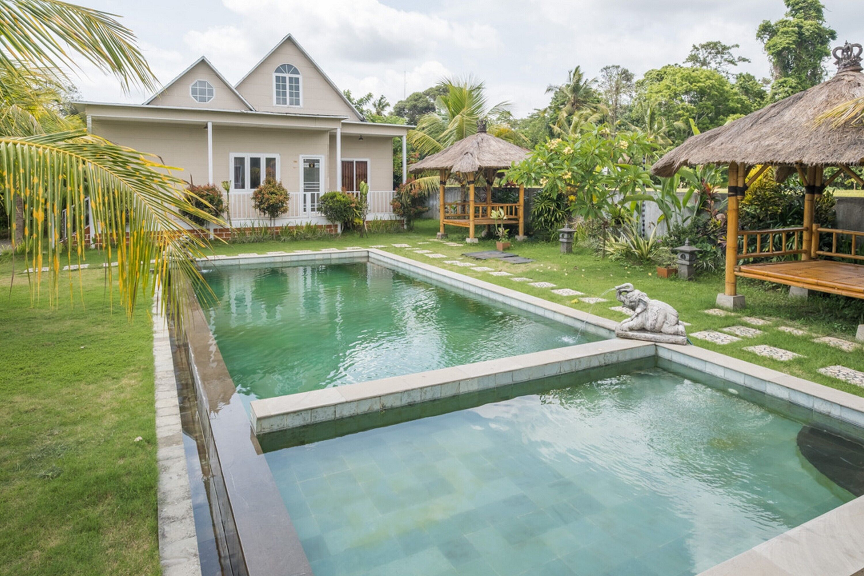 Mimi Manis Bungalow