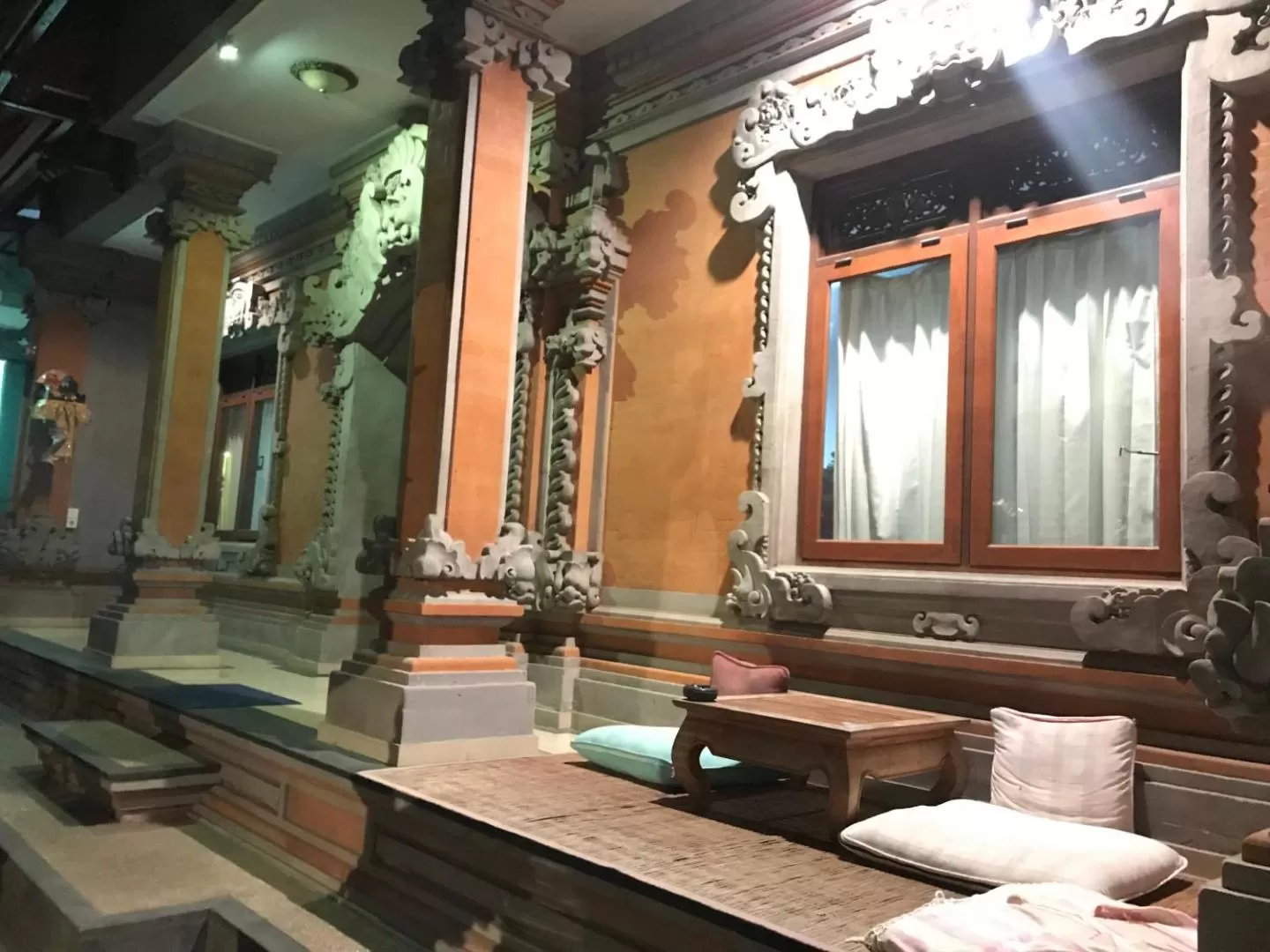Ode Hostel