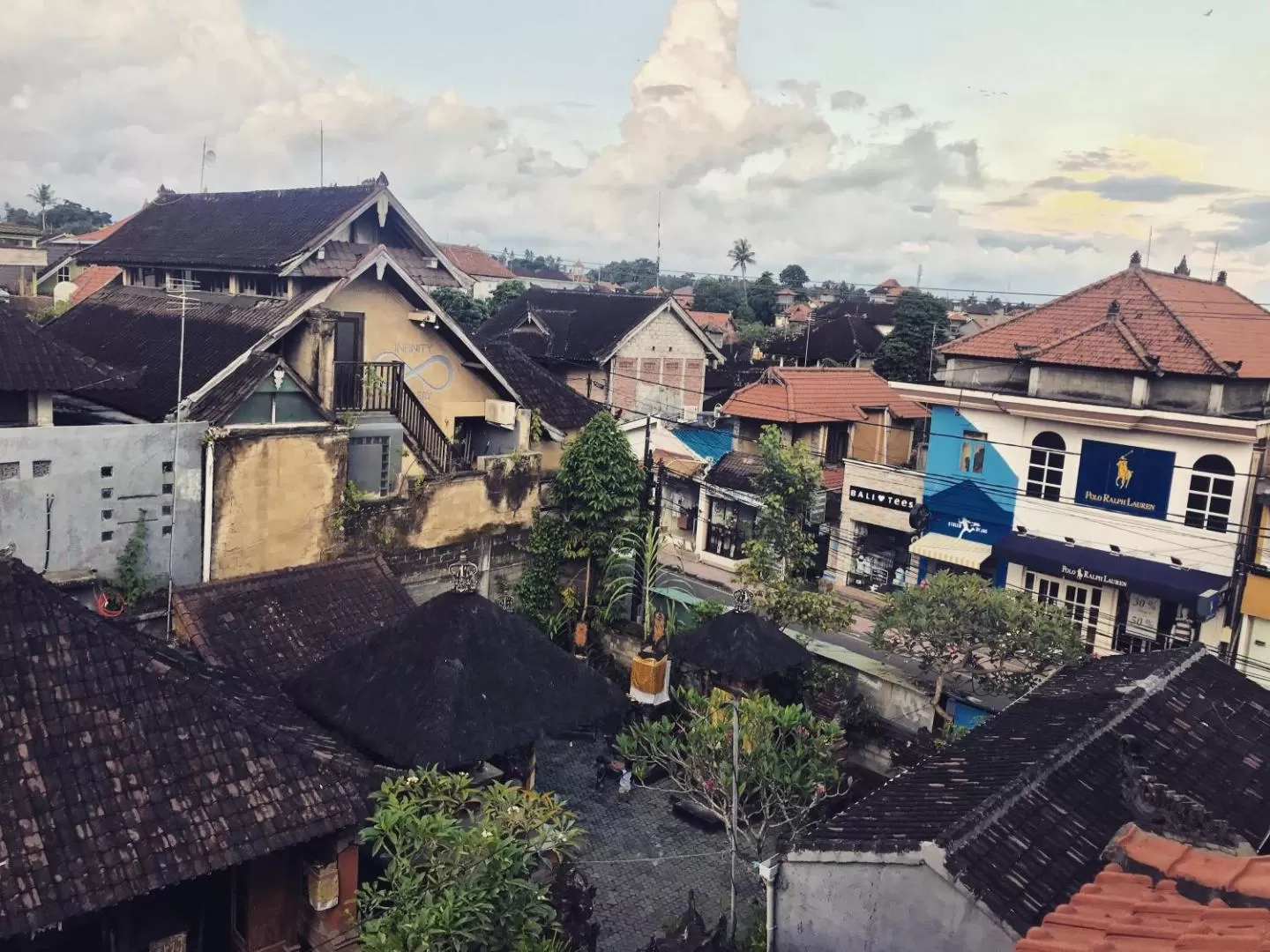 Ode Hostel