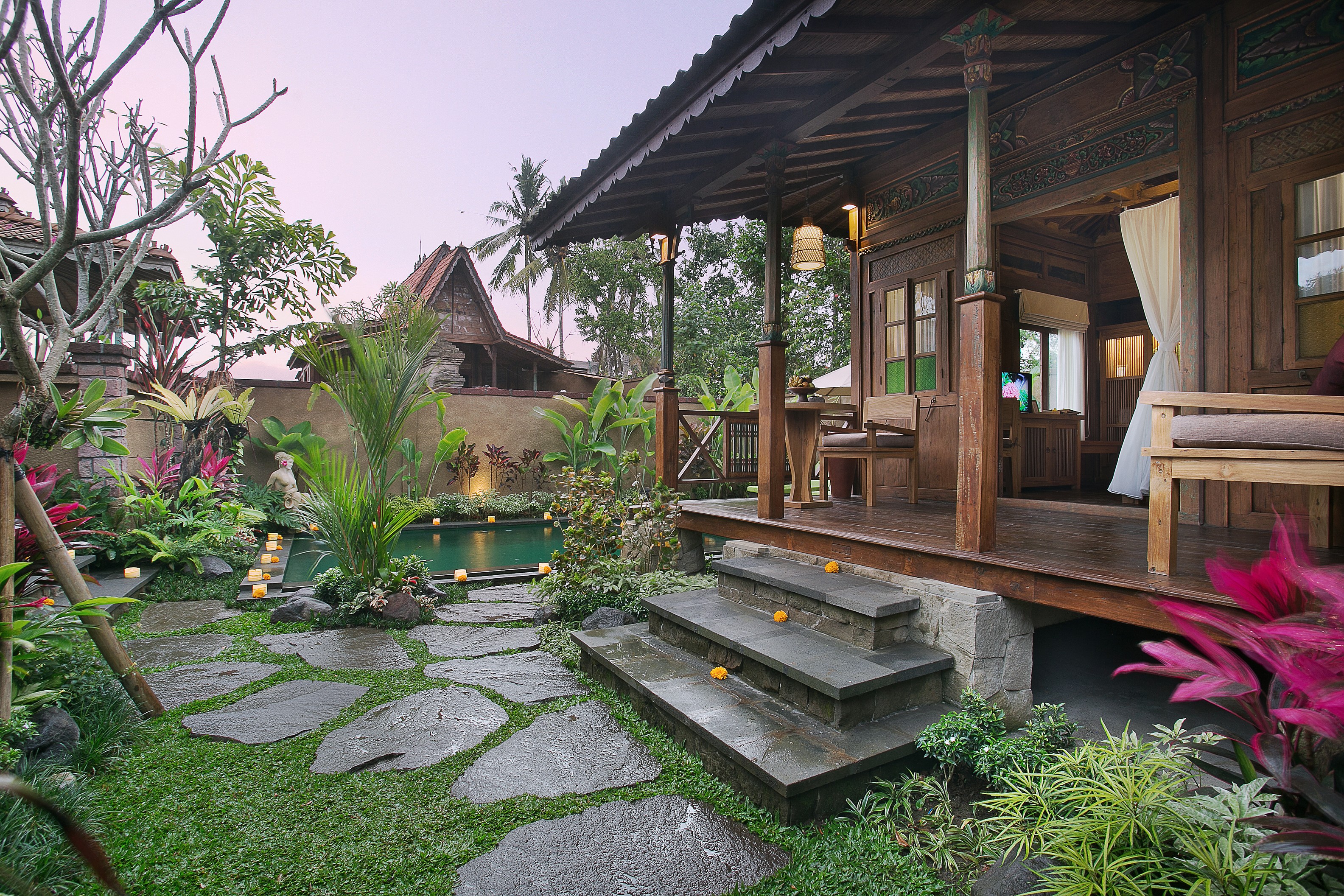 Pramana Watu Kurung