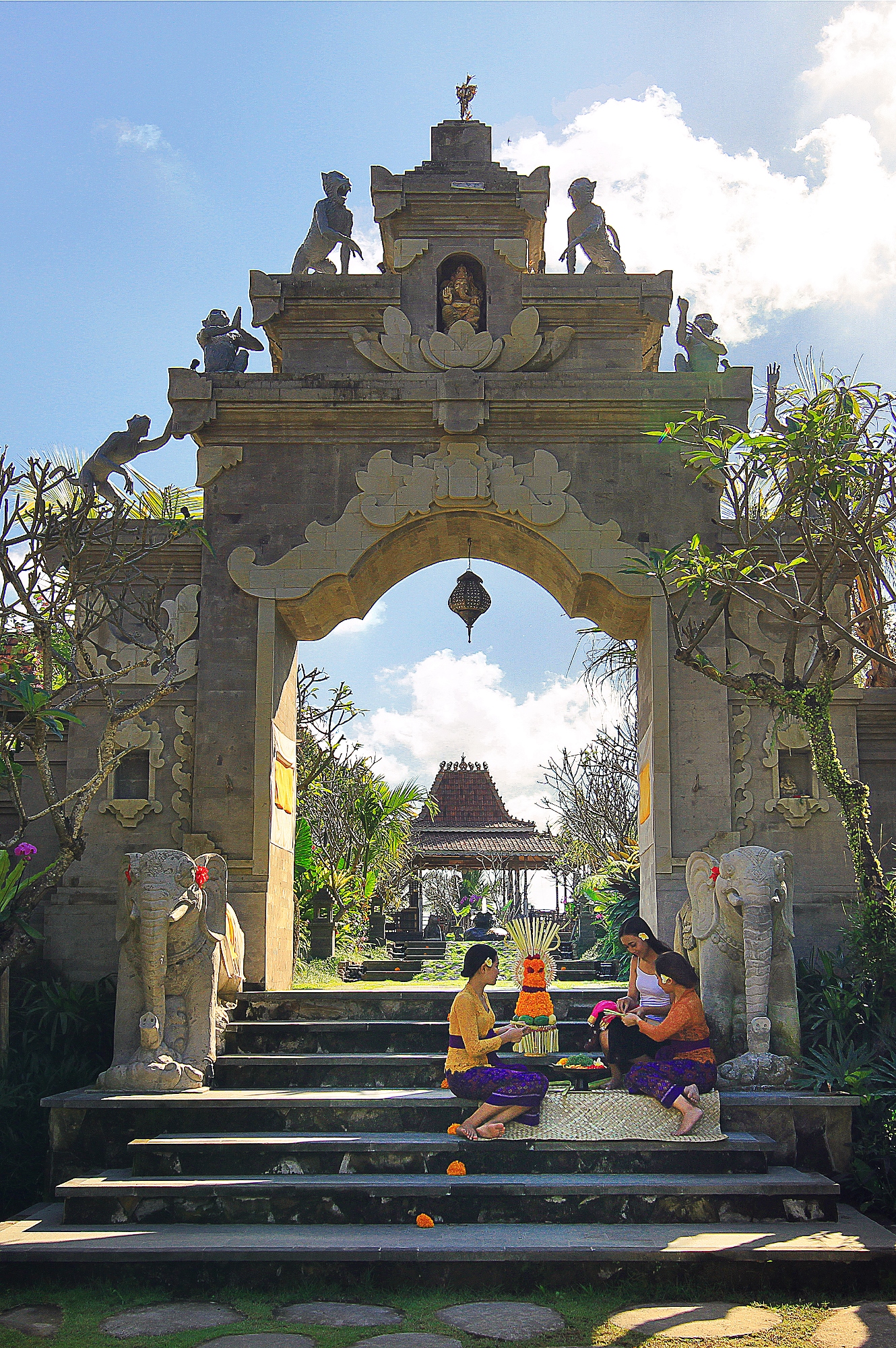Pramana Watu Kurung