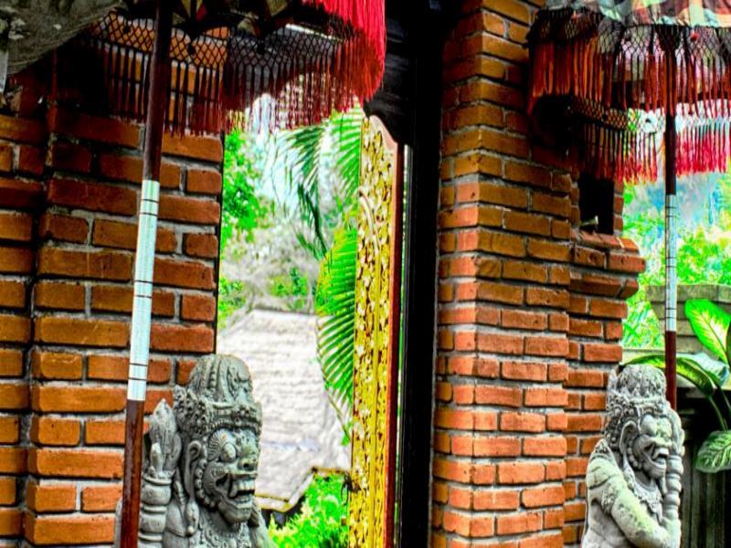 Puri Bunga Resort & Spa