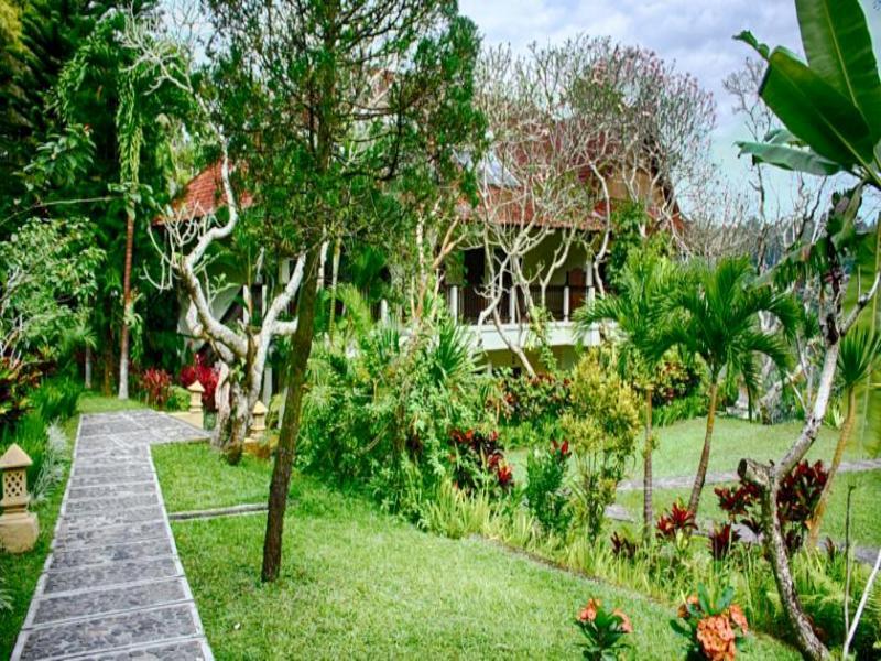 Puri Bunga Resort & Spa