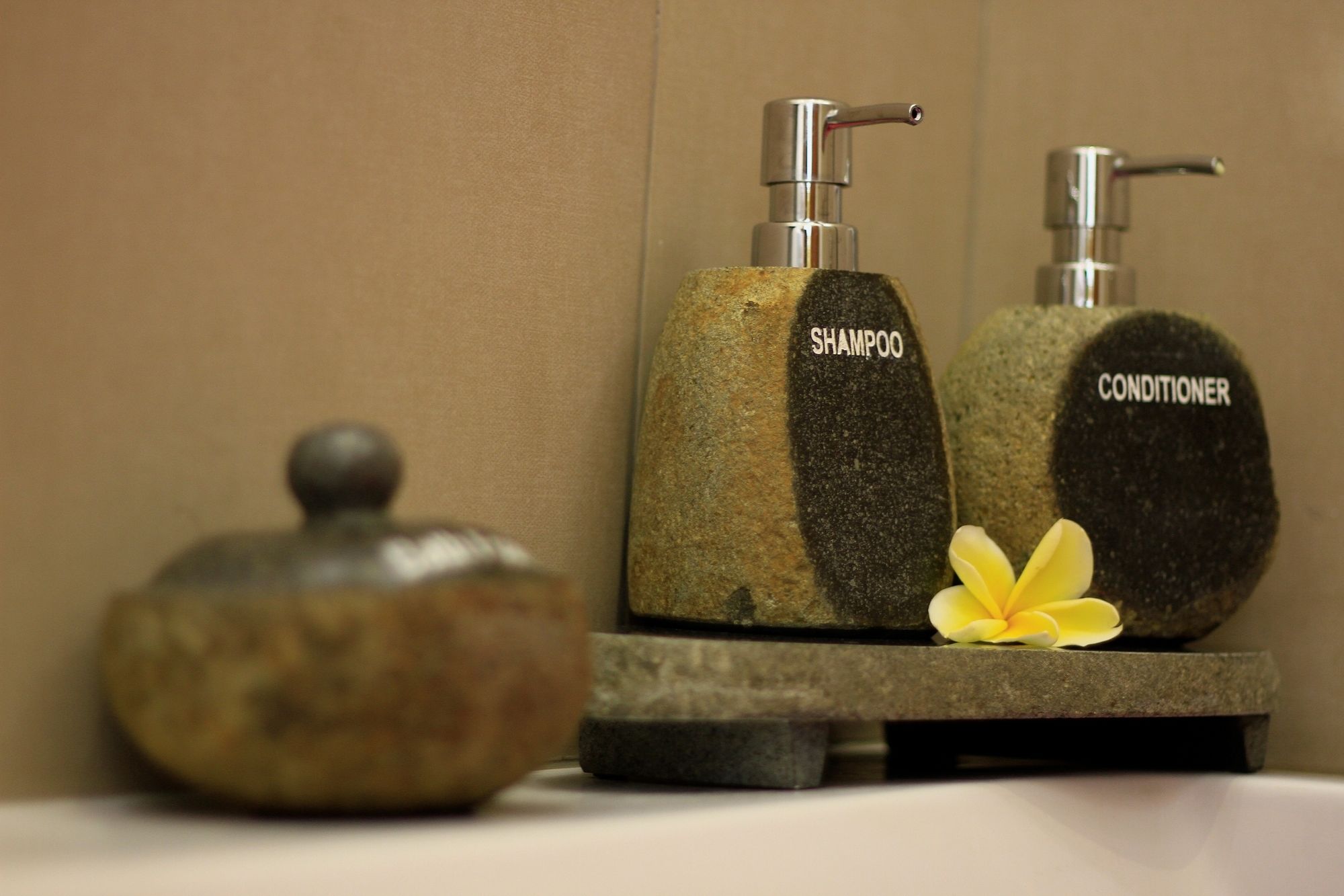 Puri Hari Resort & Villas
