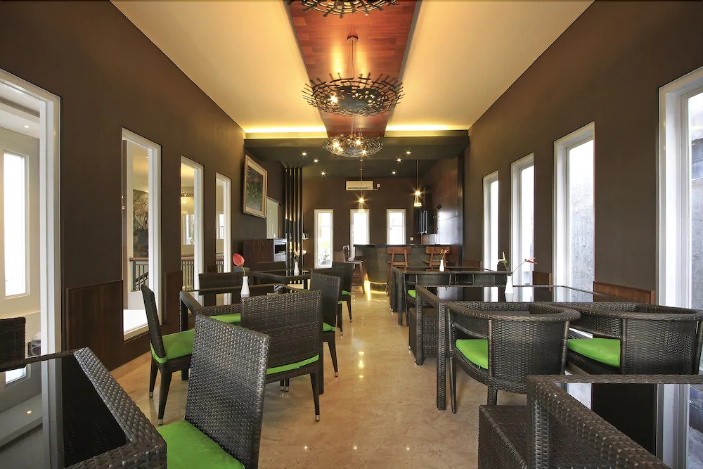 Puri Padma Hotel