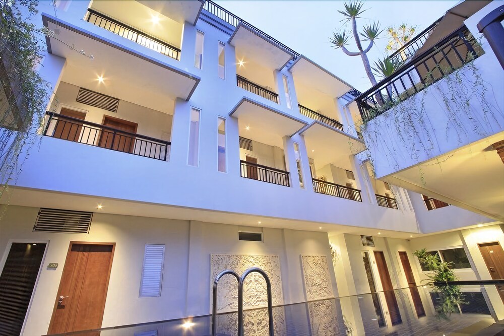 Puri Padma Hotel