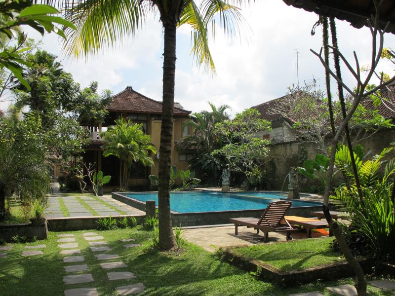 Puri Ulun Carik Bungalows