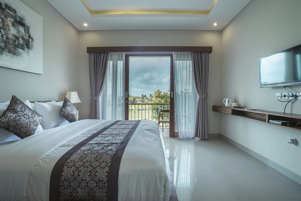 Putih DCarik Ubud