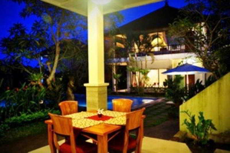 Putri Ayu Cottages