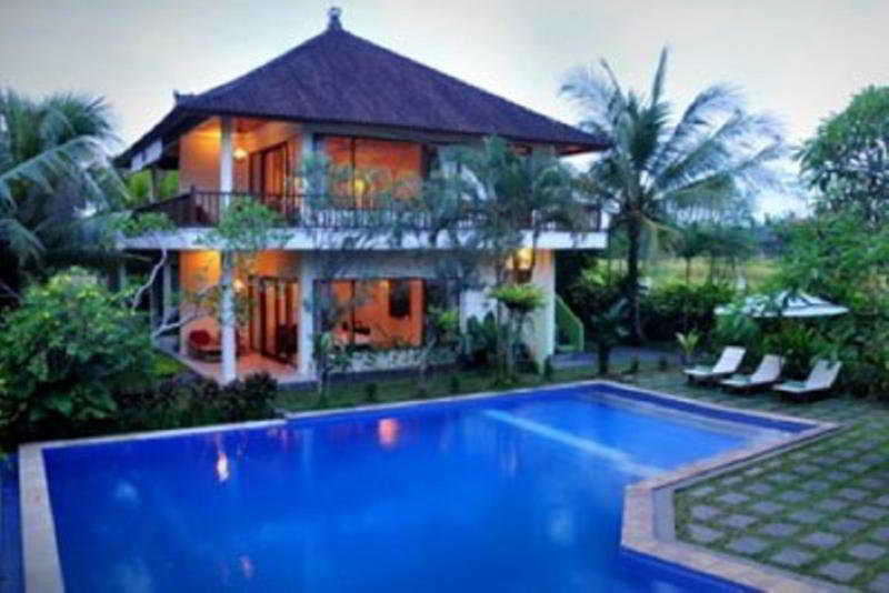Putri Ayu Cottages