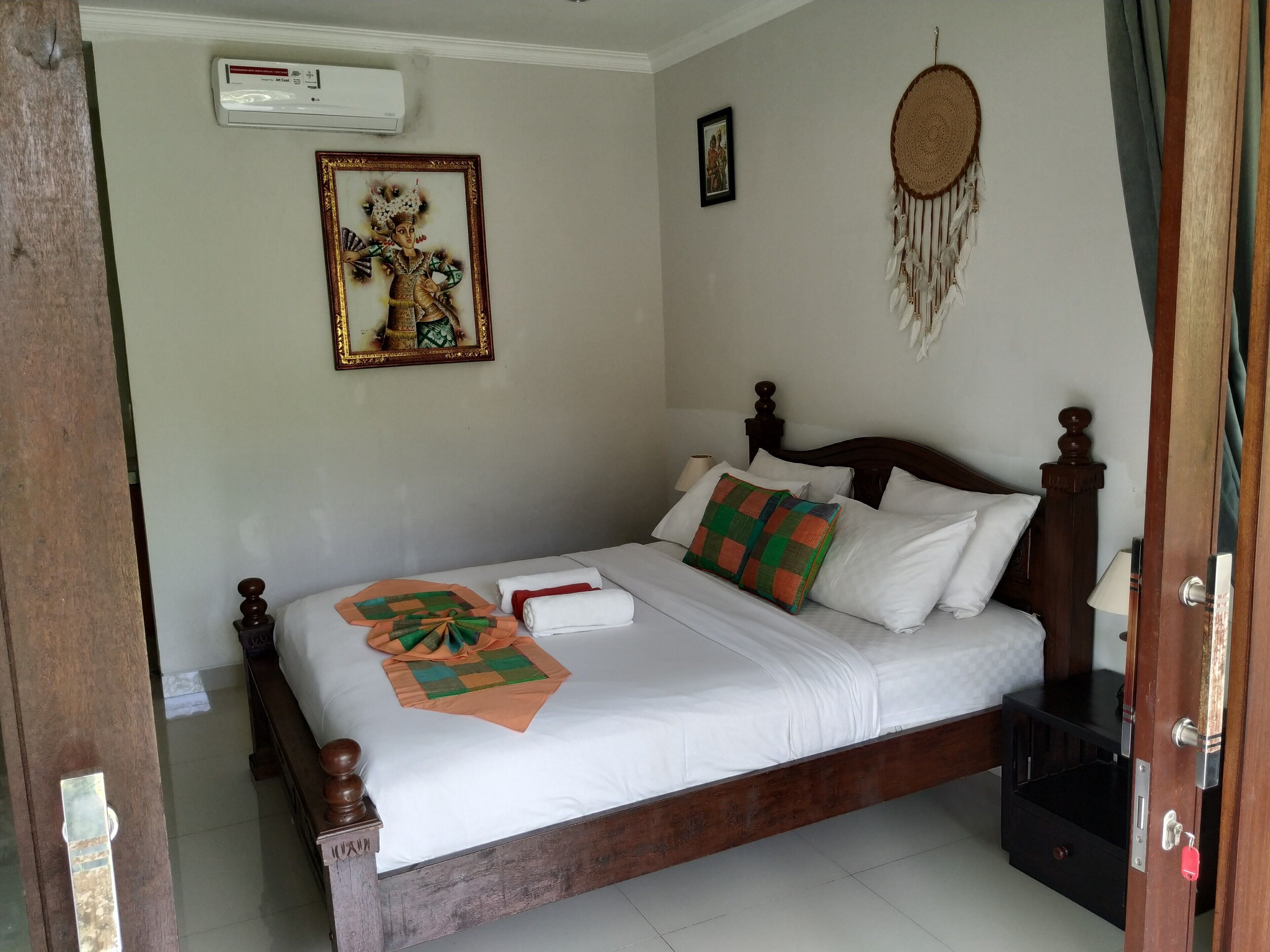Putu's Paradise Guesthouse