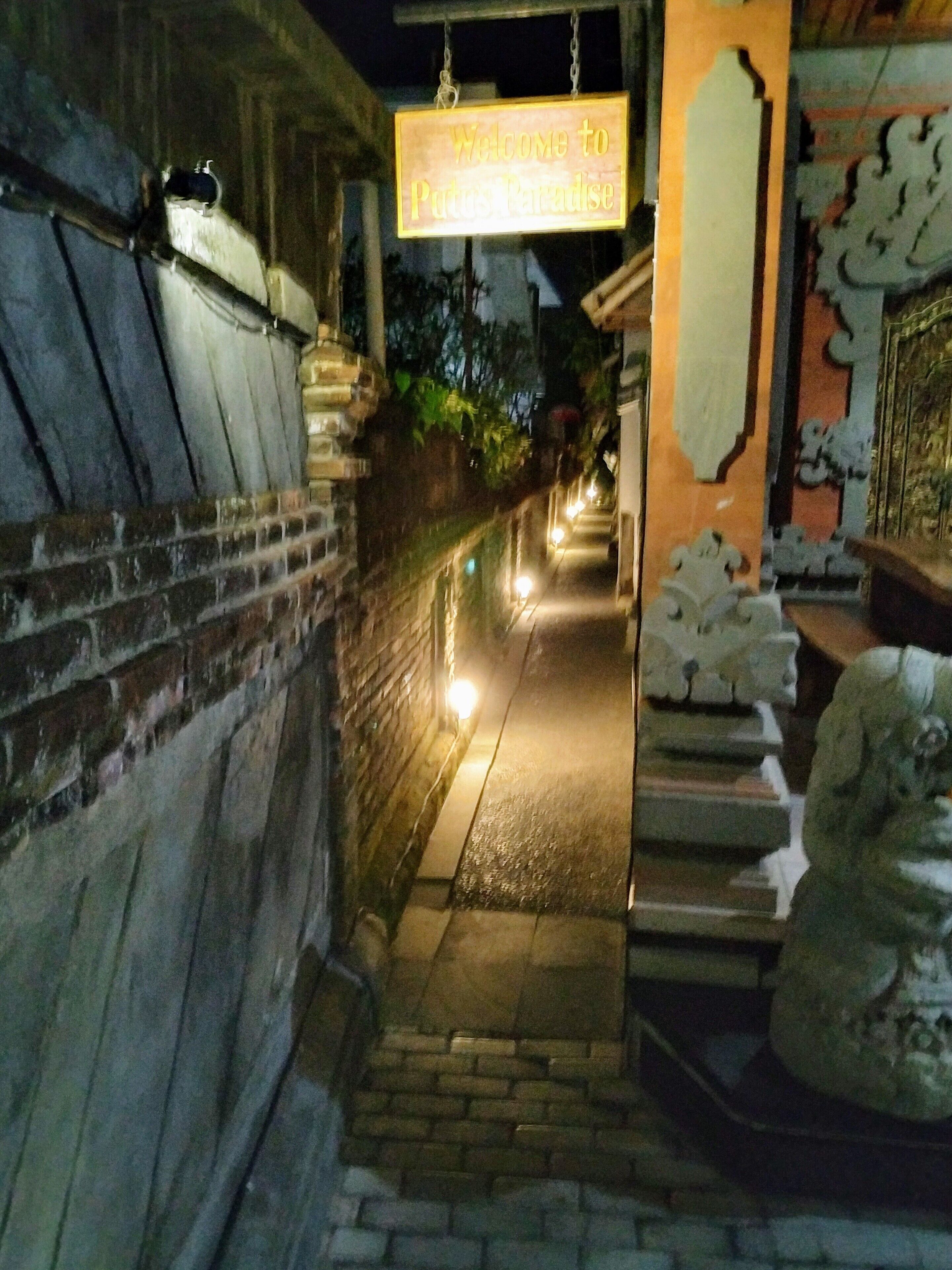 Putu's Paradise Guesthouse