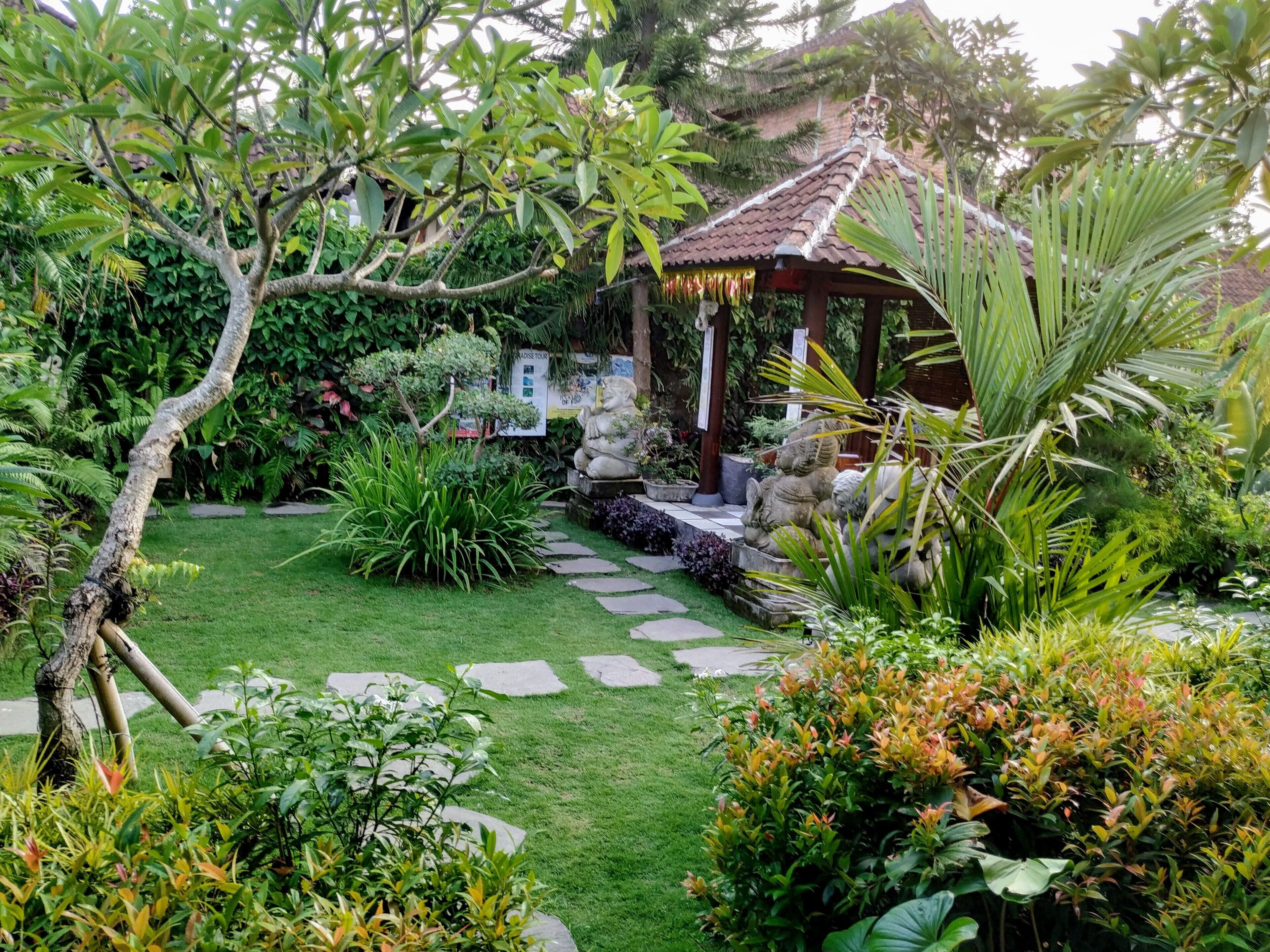 Putu's Paradise Guesthouse