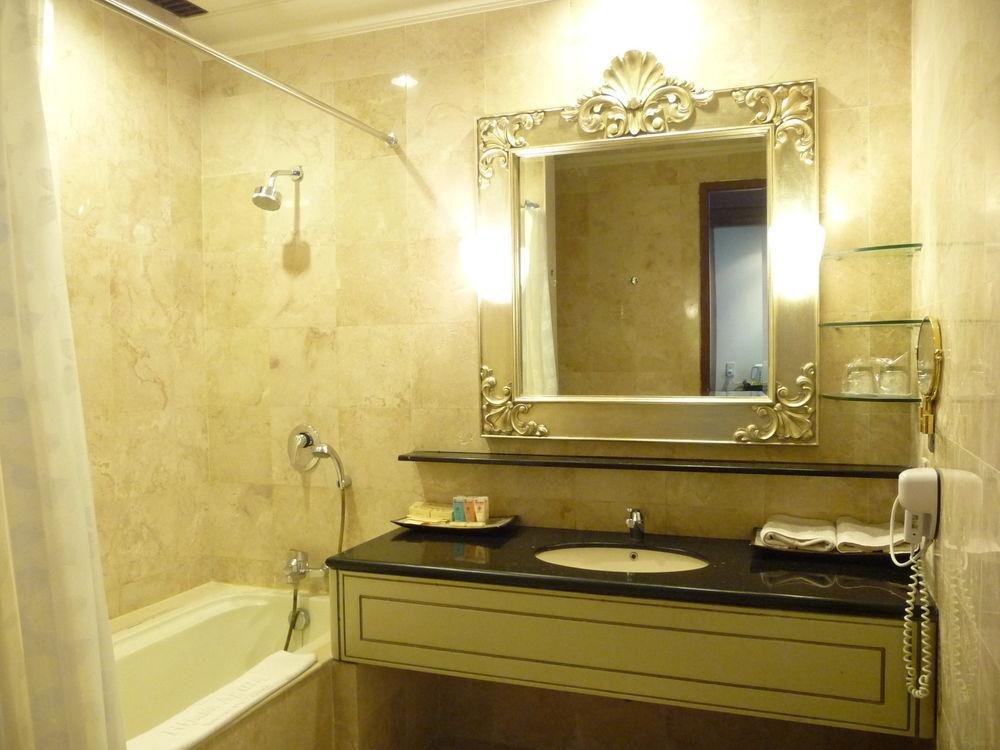 Rijasa Agung Resort & Villas