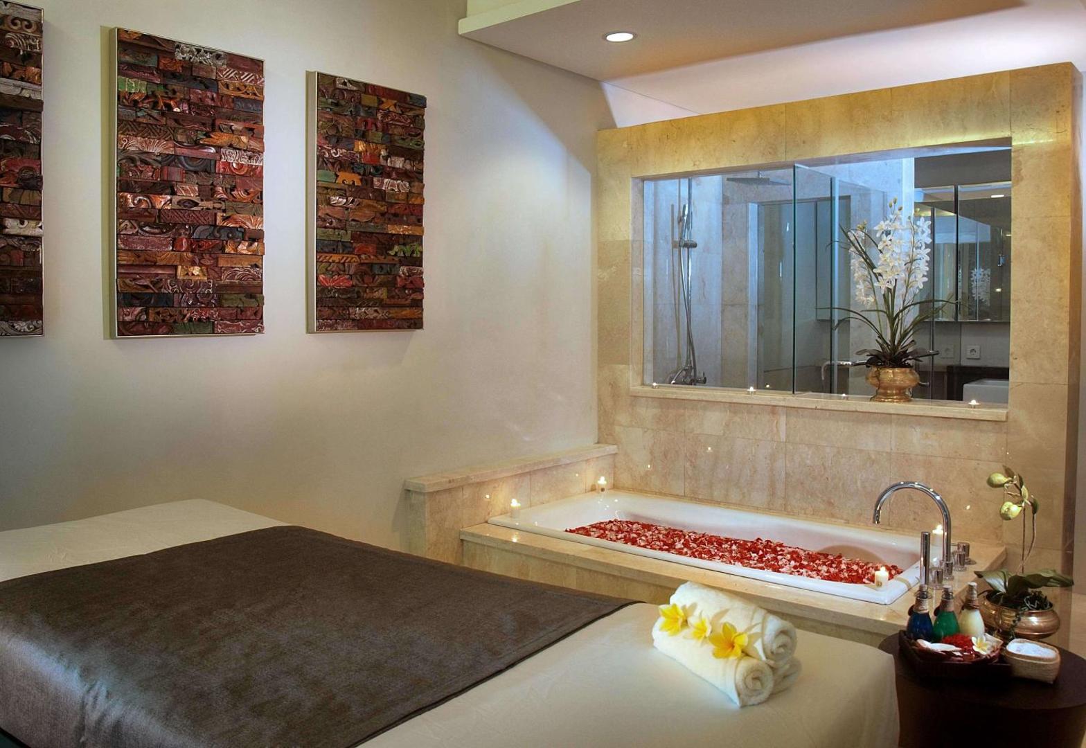 Royal Kamuela Villas & Suites at Monkey Forest - Ubud