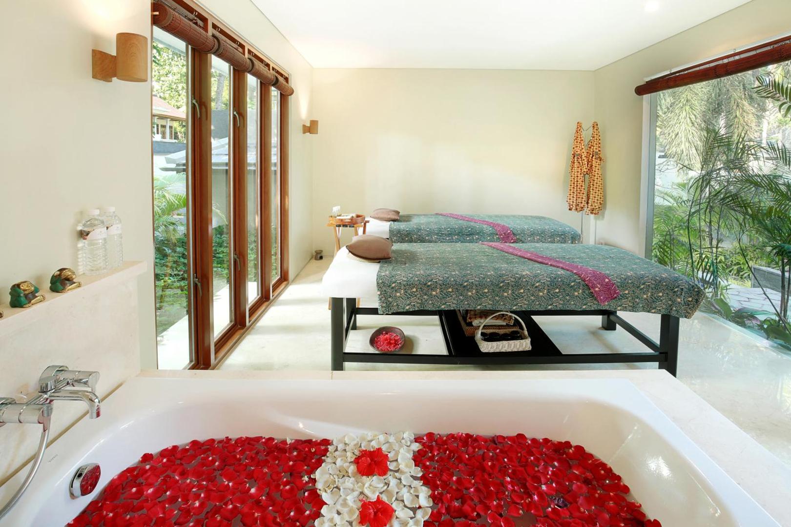 Royal Kamuela Villas & Suites at Monkey Forest - Ubud