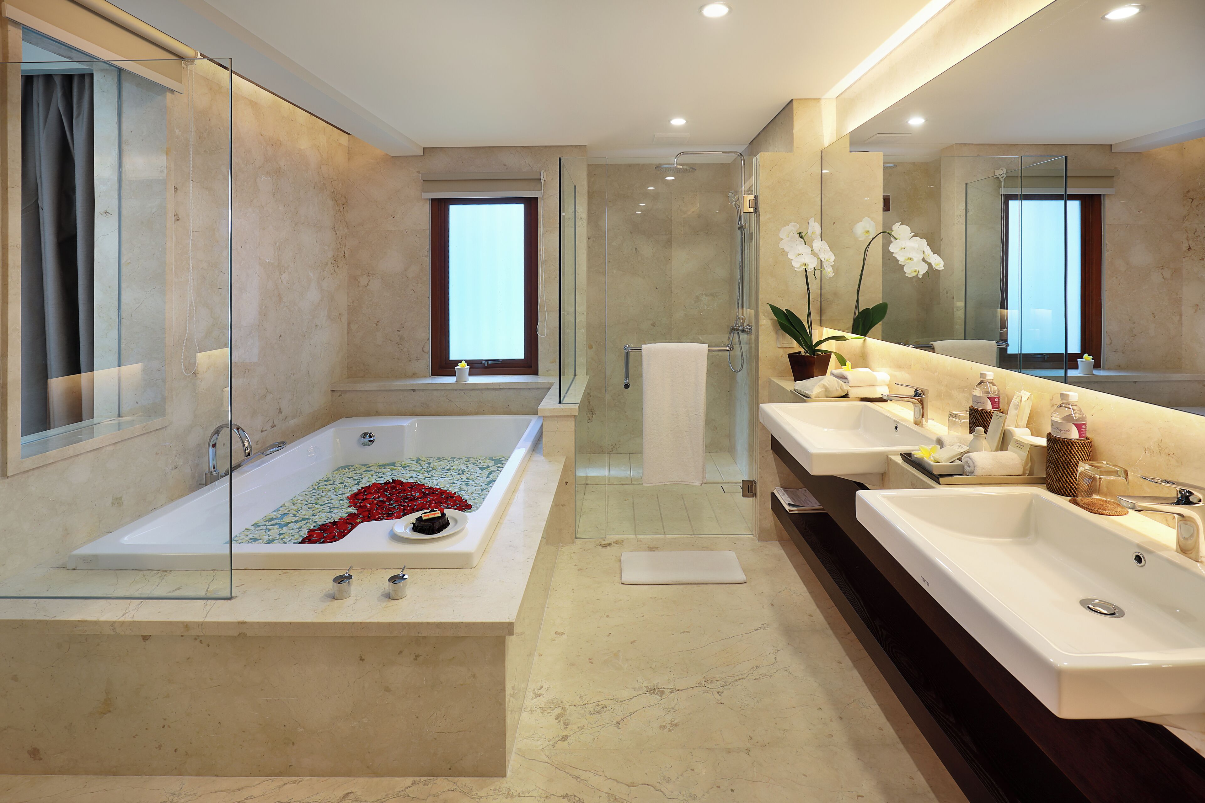 Royal Kamuela Villas & Suites at Monkey Forest - Ubud