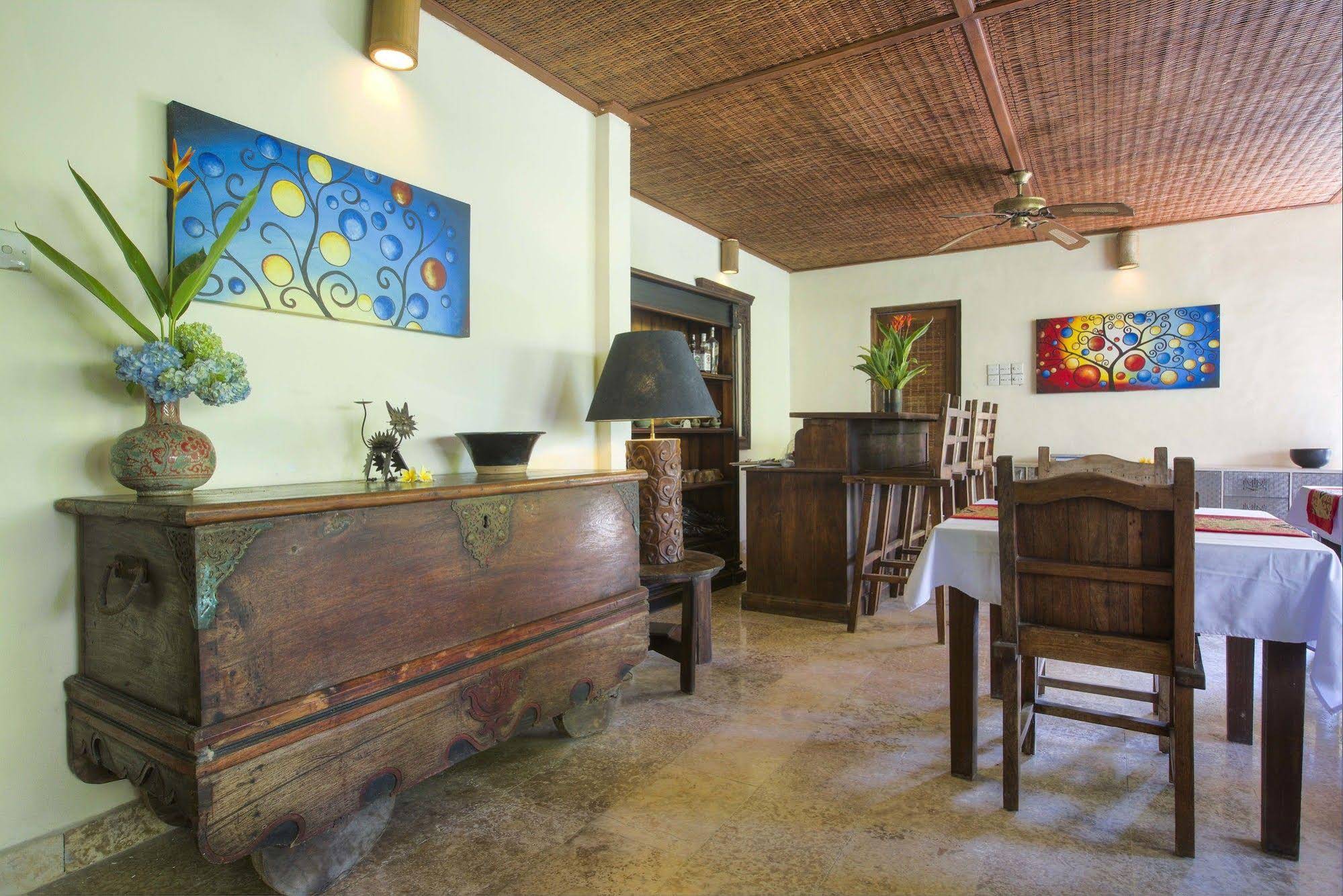 Royal Villa Jepun