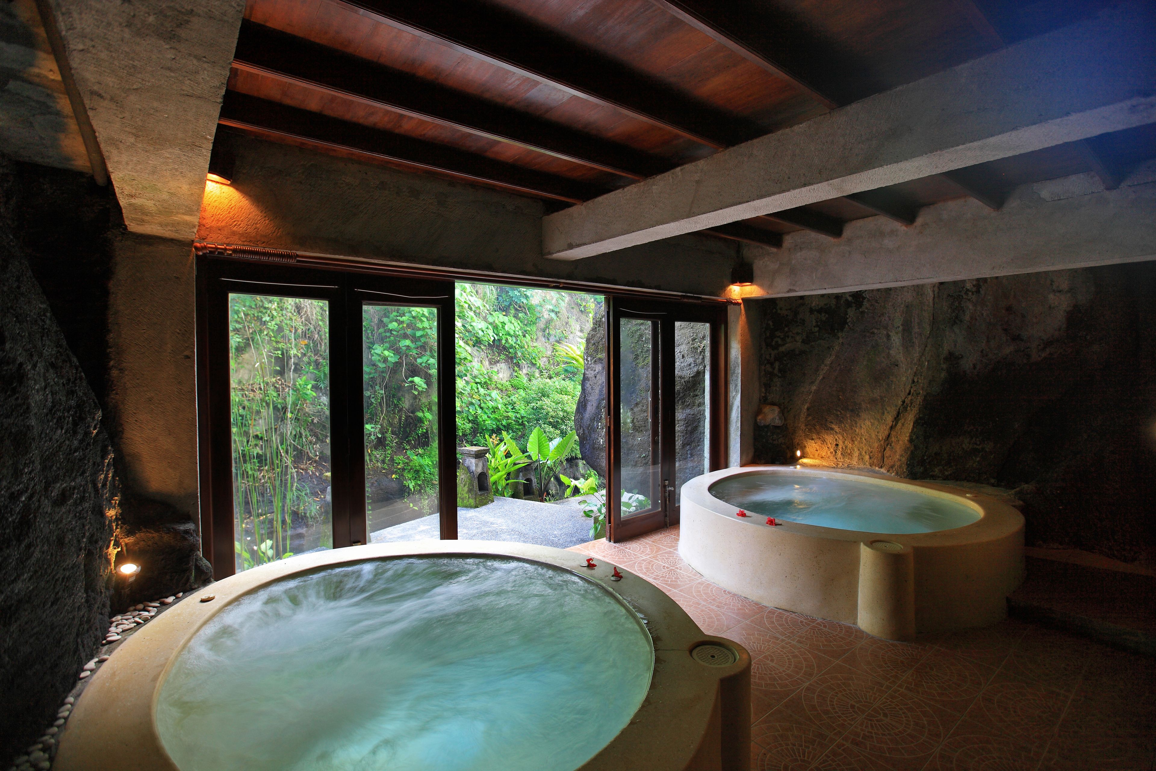 Santi Mandala Villa & Spa