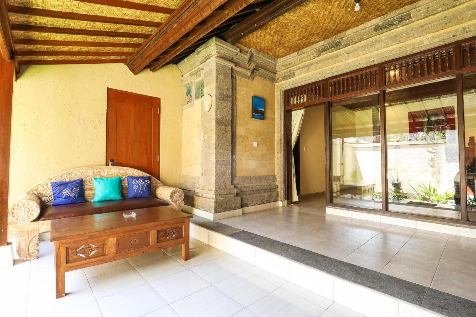 Sari Bamboo Bungalows