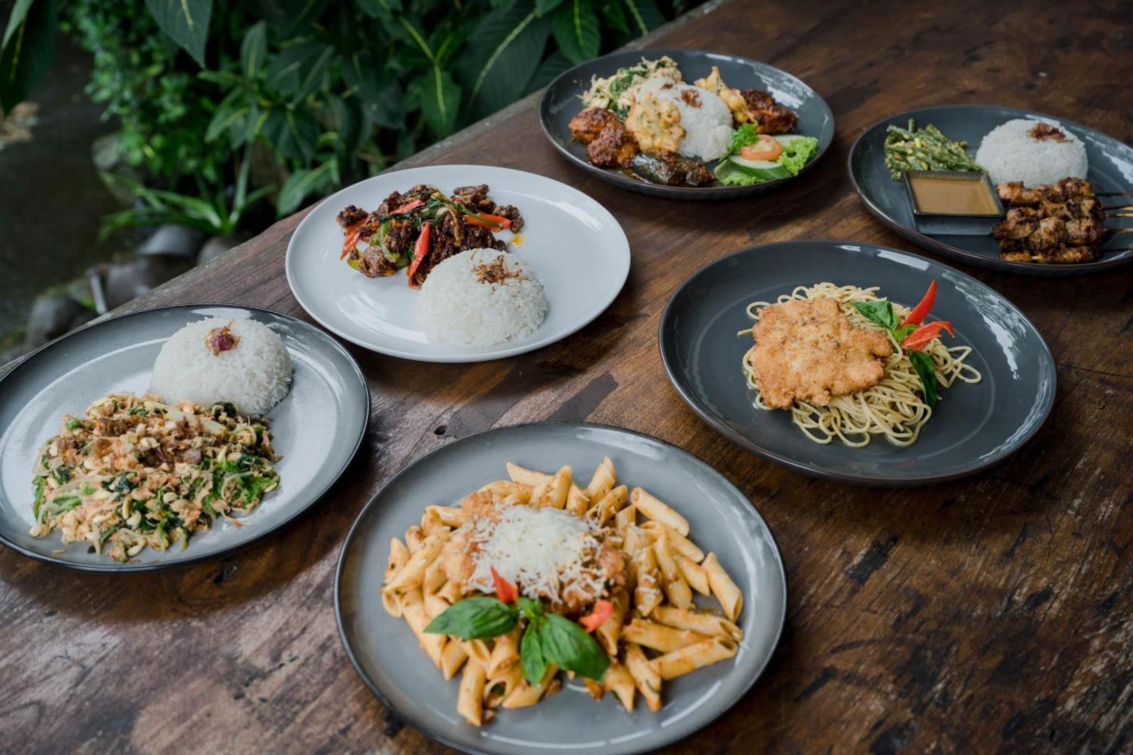 Sari Bamboo Bungalows