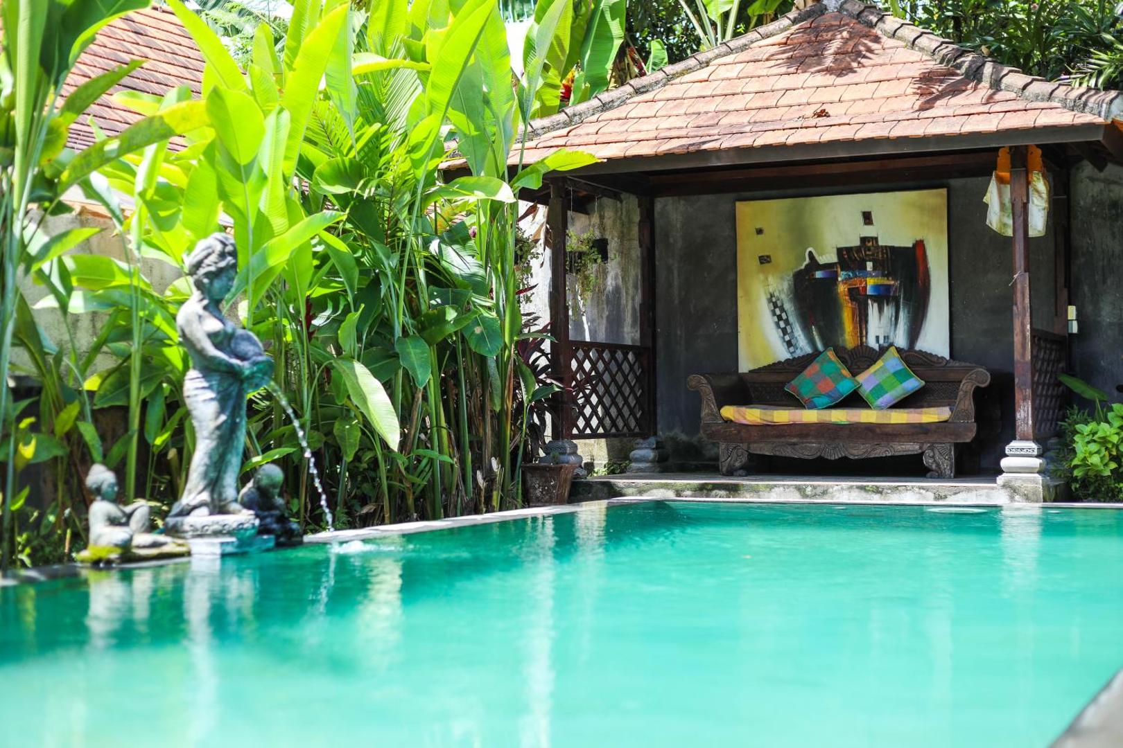 Sari Bamboo Bungalows