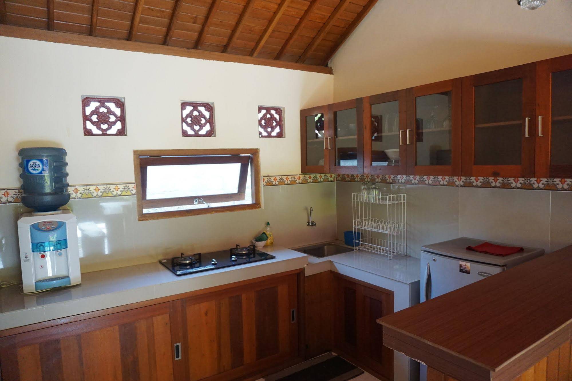 Sari Bamboo Villas