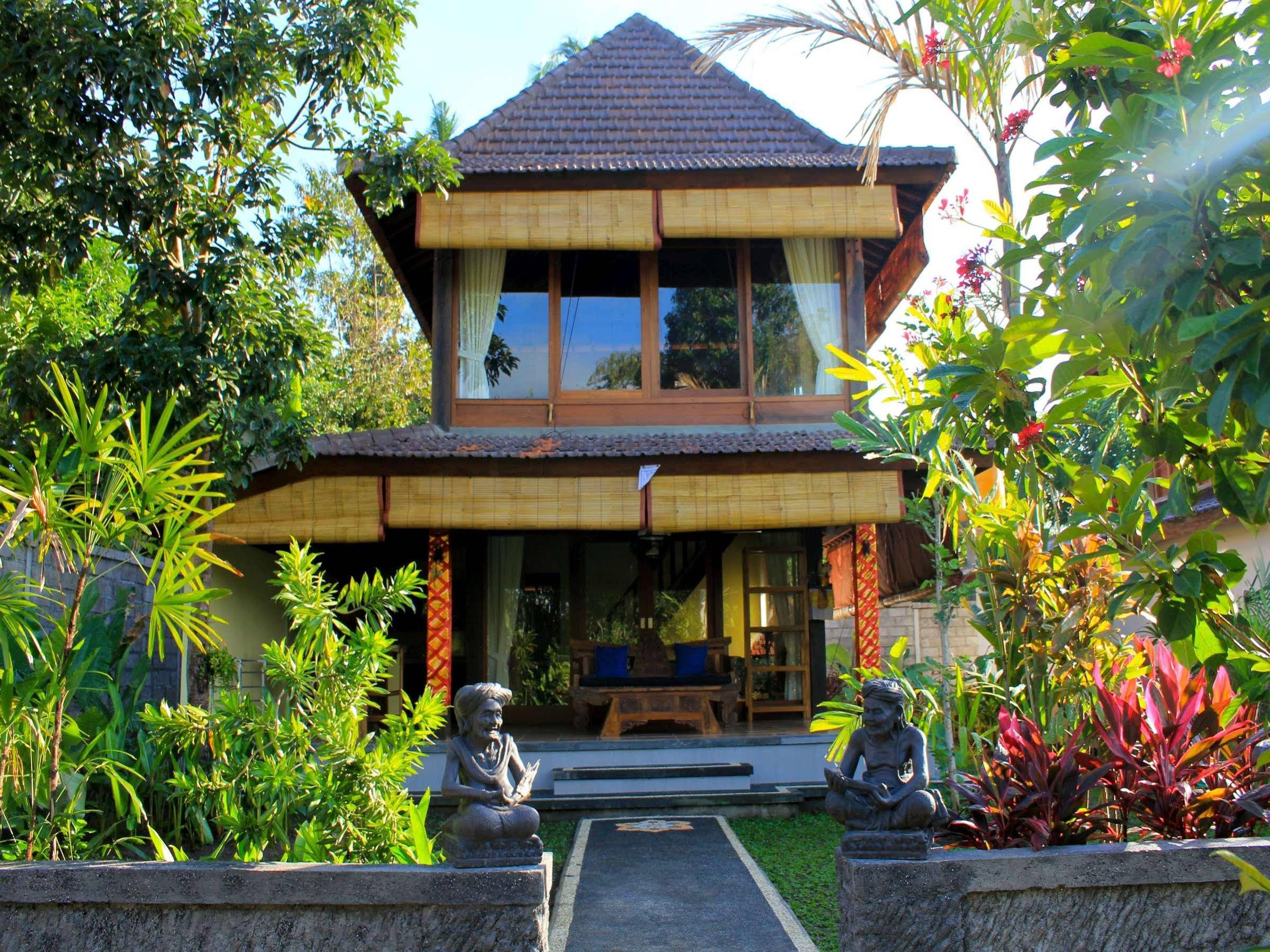 Sari Bamboo Villas