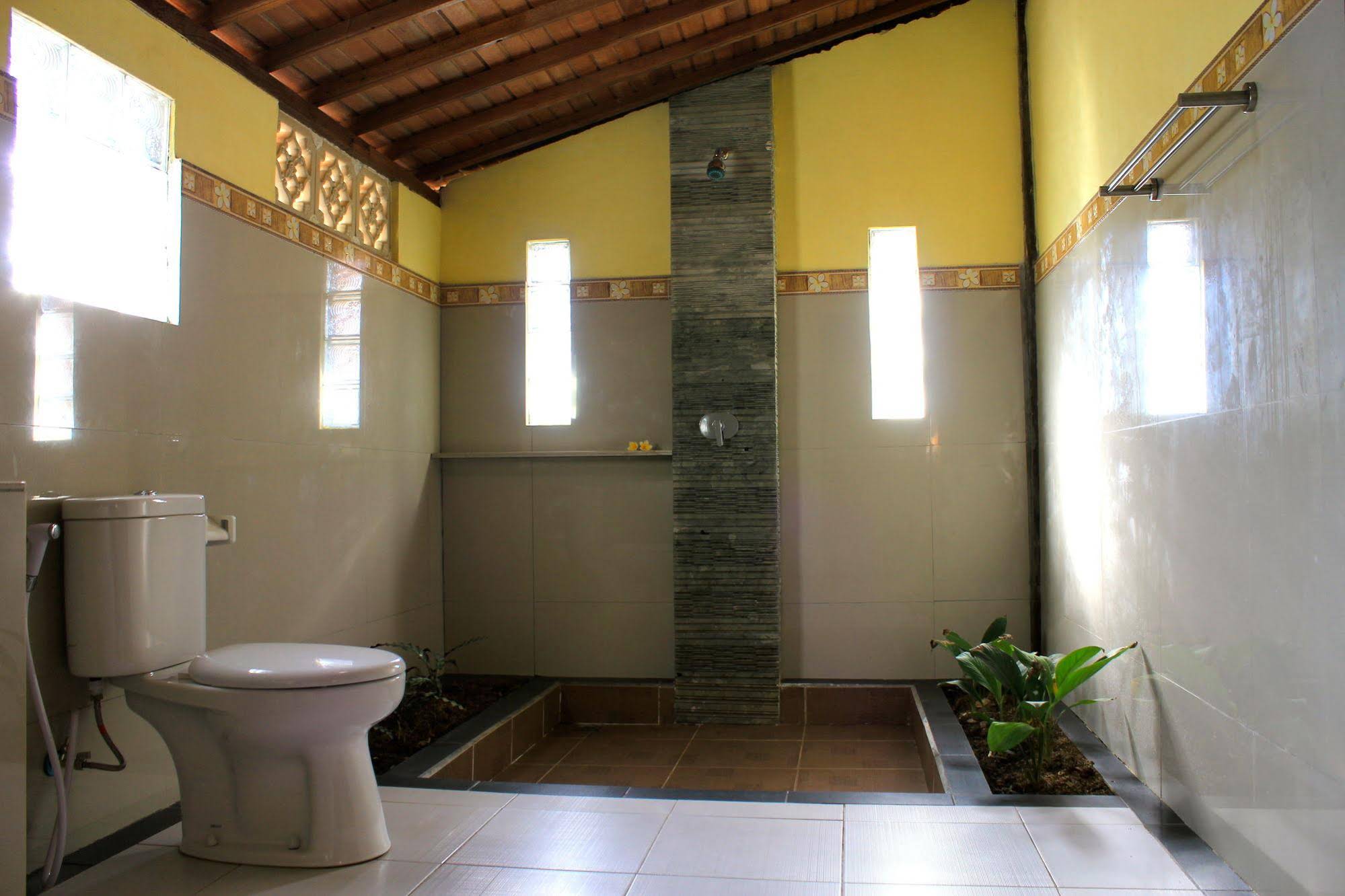 Sari Bamboo Villas