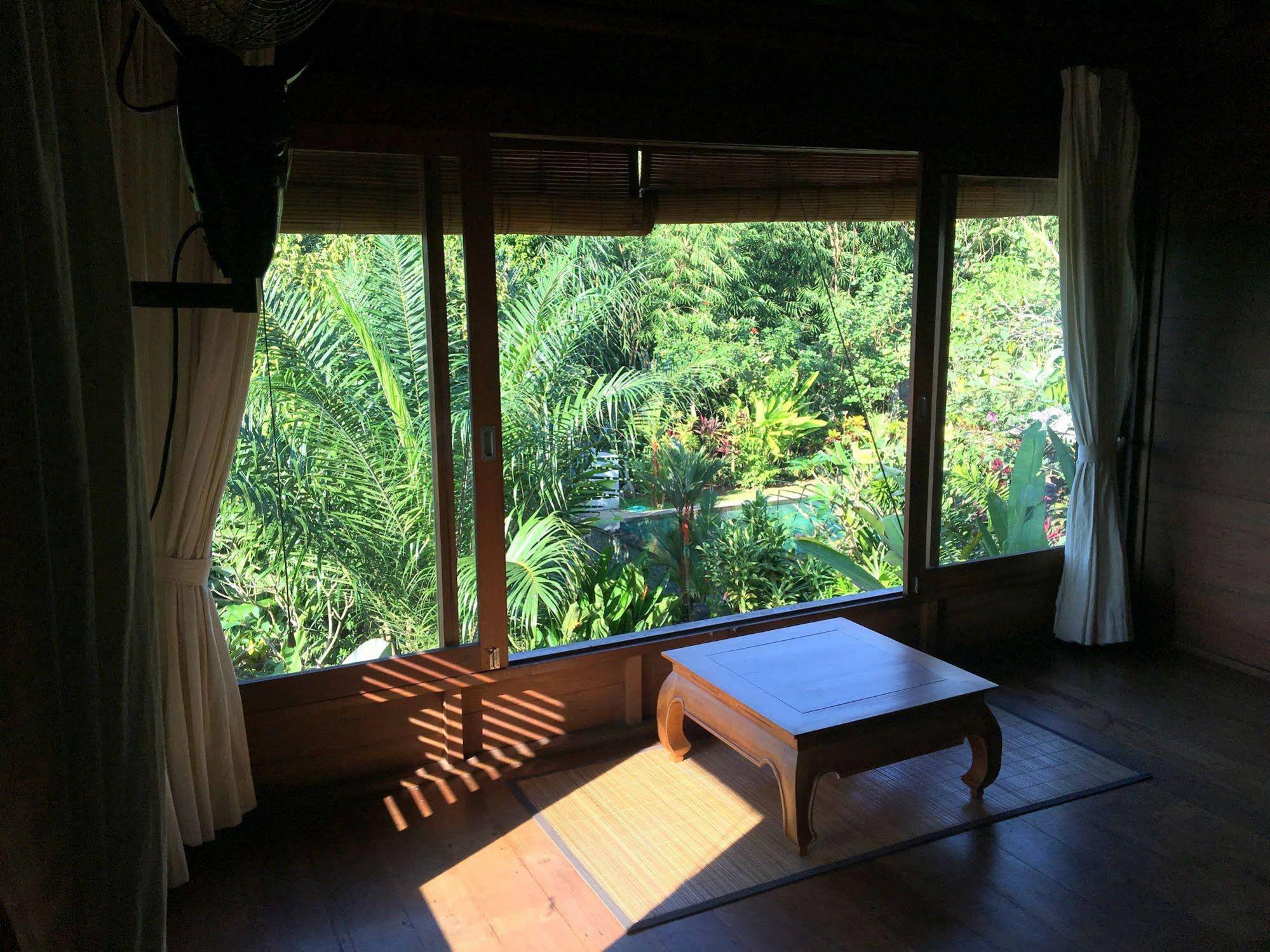 Sari Bamboo Villas