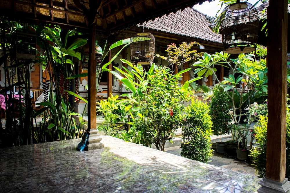 Shiva House