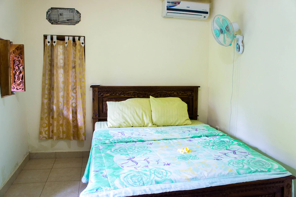 Shiva House