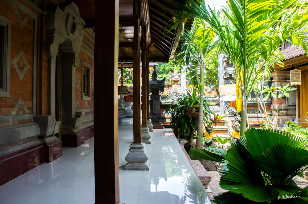 Shiva House