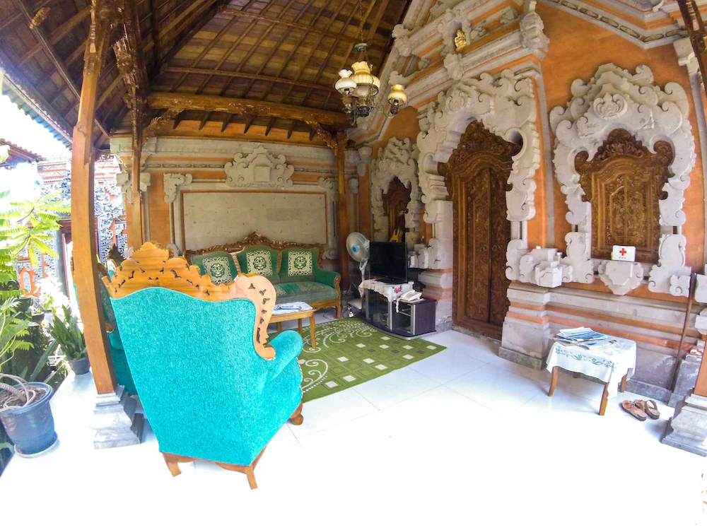 Shiva House