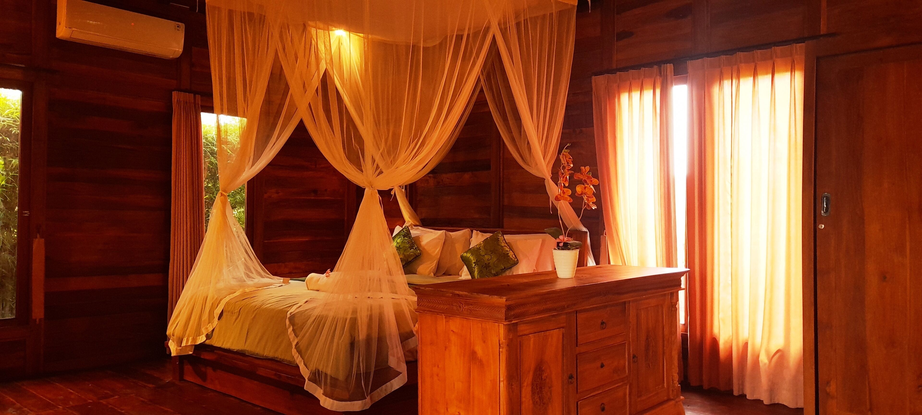 Shivananda Antique Villas by EPS