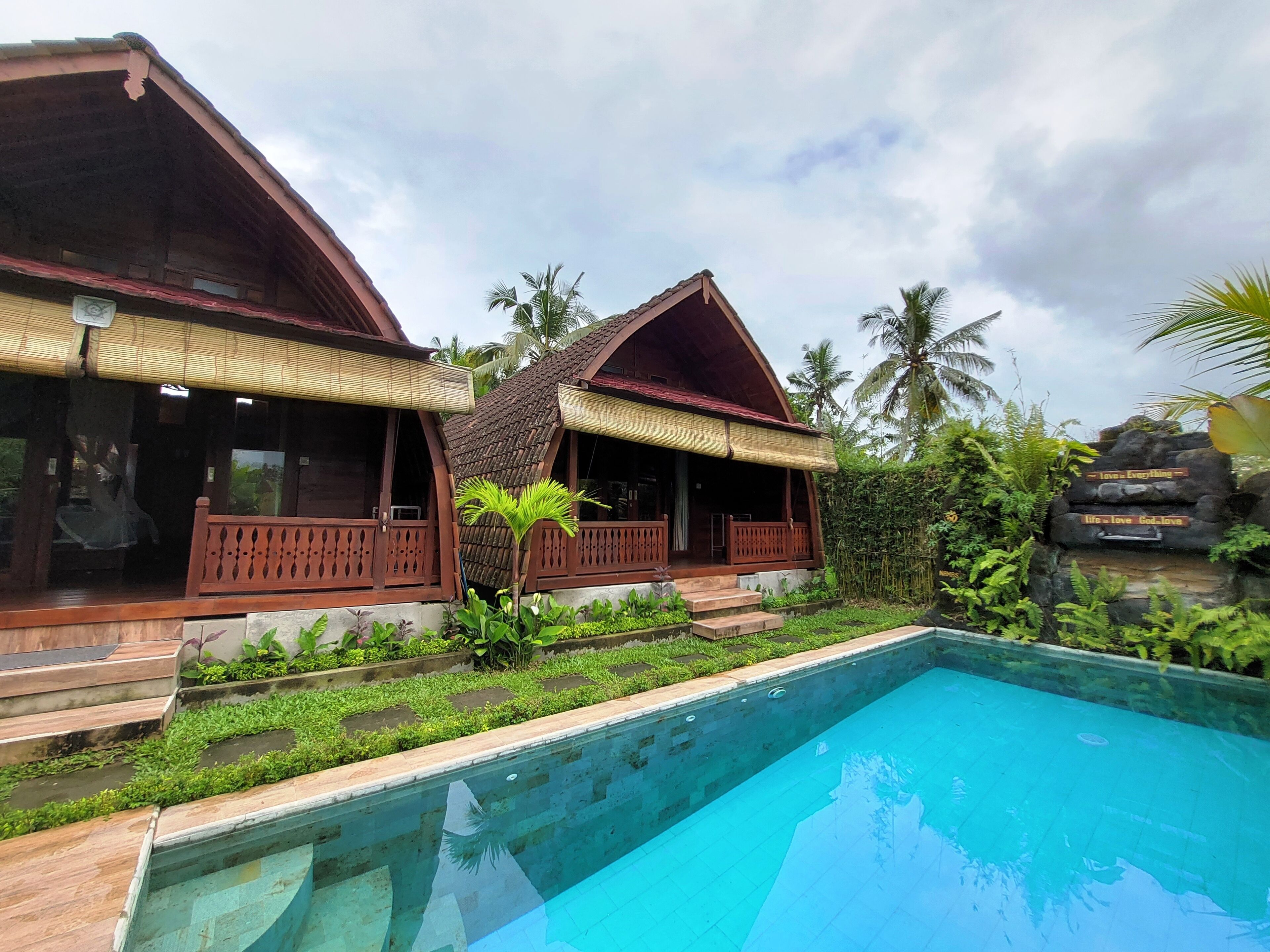 Shivananda Antique Villas by EPS