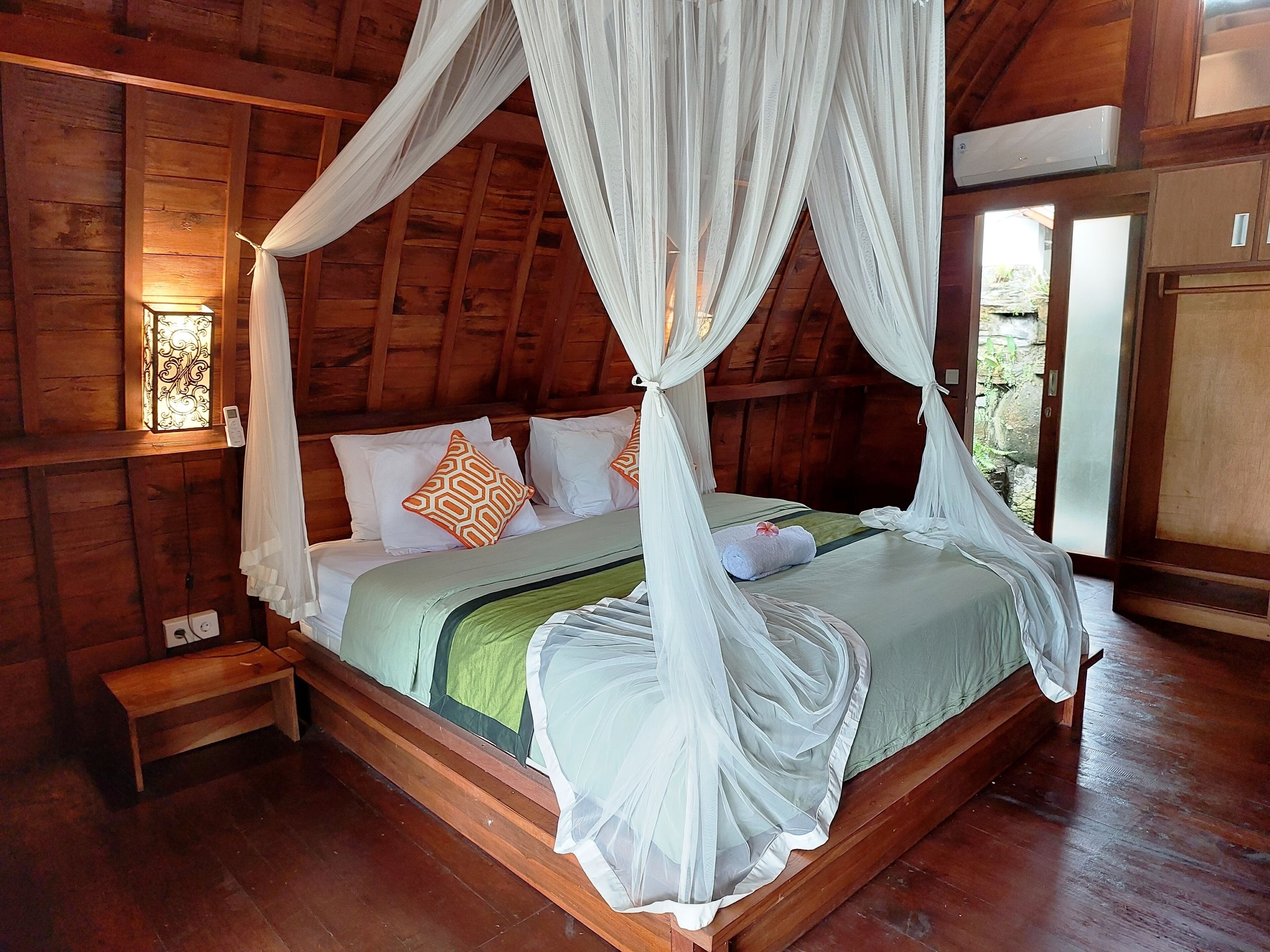 Shivananda Antique Villas by EPS