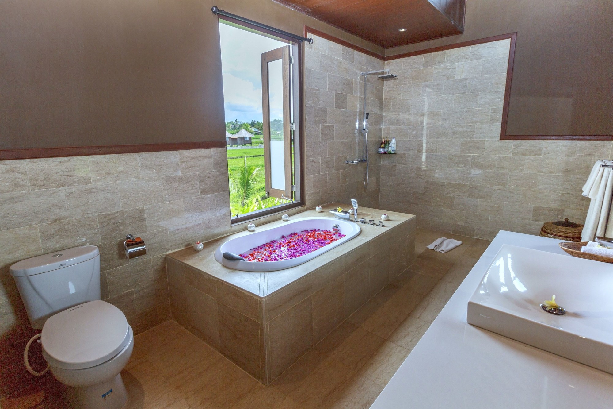 Solo Villas Resort & Retreat