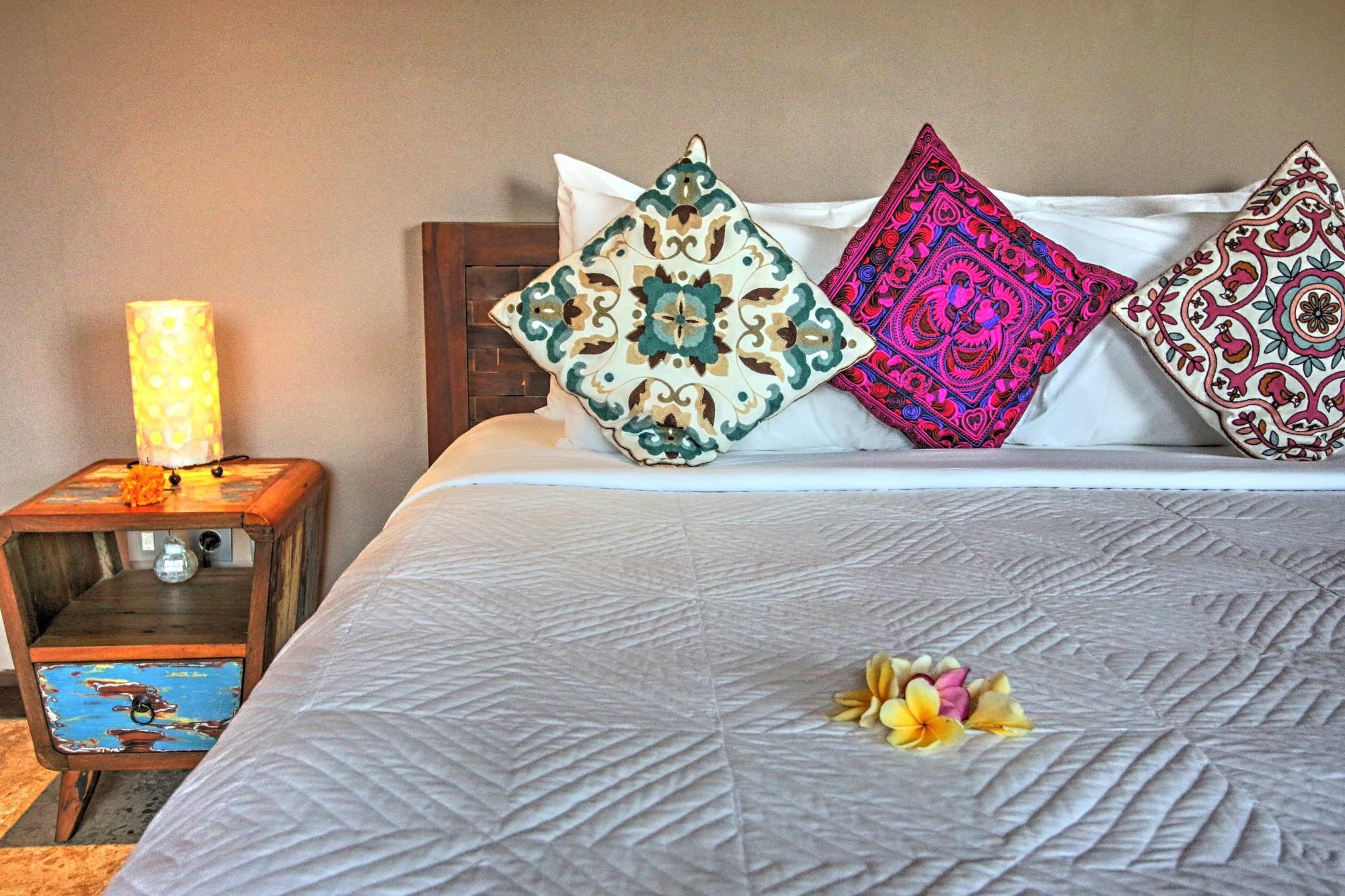 Solo Villas Resort & Retreat