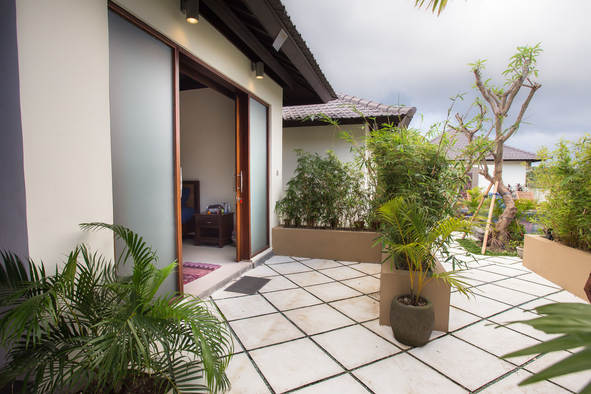 Solo Villas Resort & Retreat
