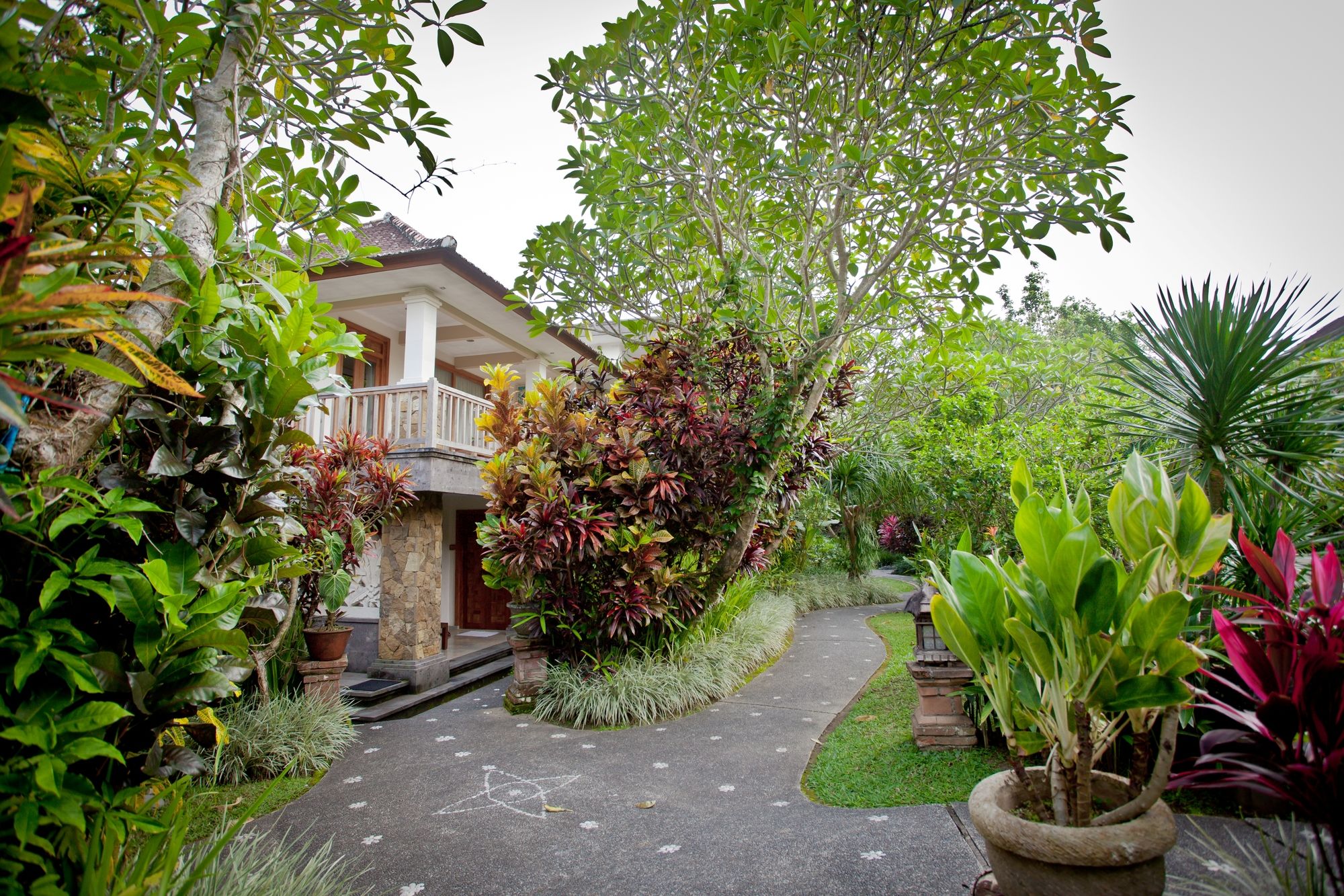 Sri Ratih Cottages